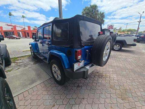 JEEP UNLIMITED SAHARA - 2