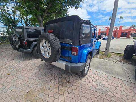 JEEP UNLIMITED SAHARA - 3