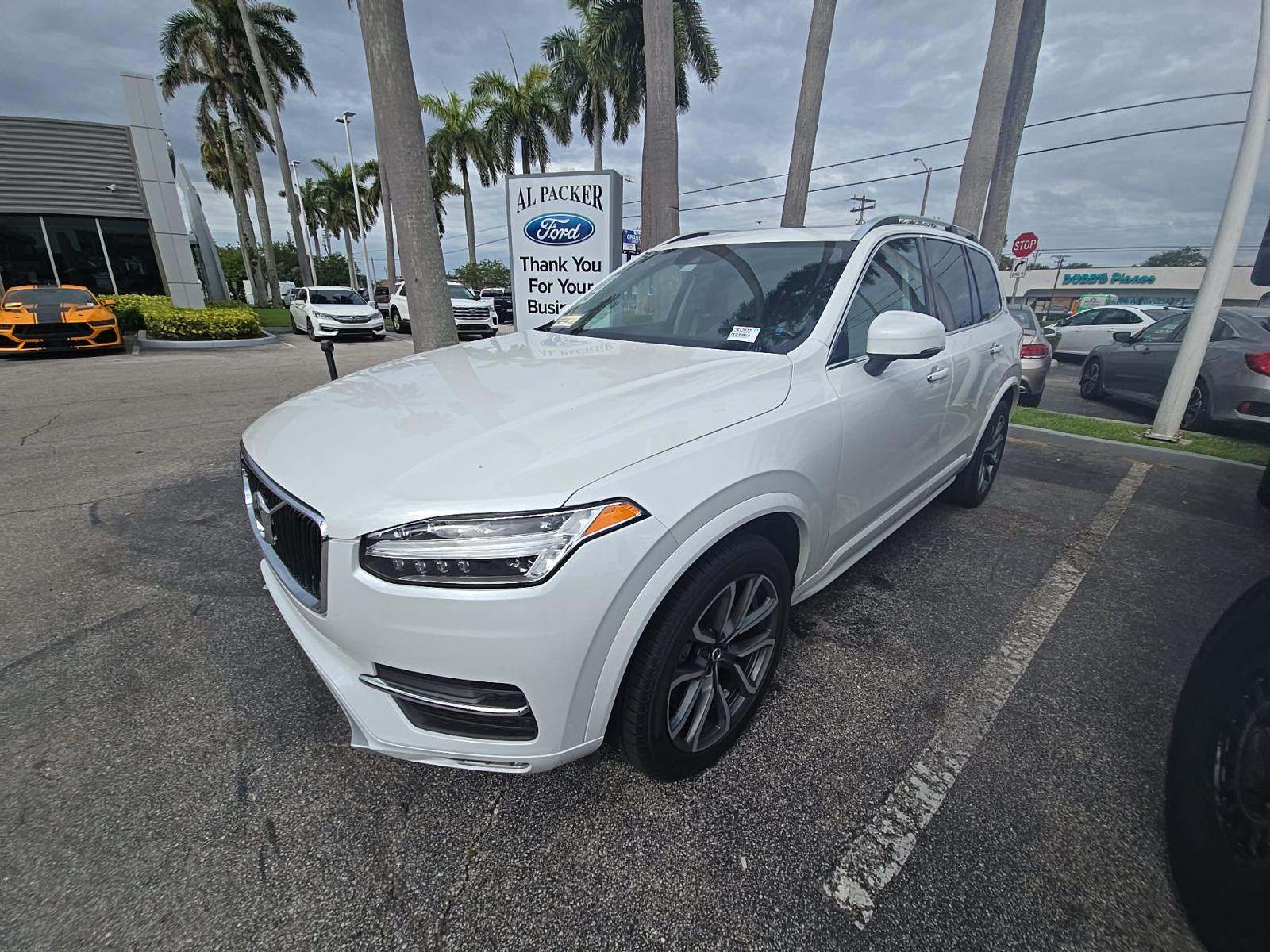 2019 Volvo XC90 T5 Momentum FWD
