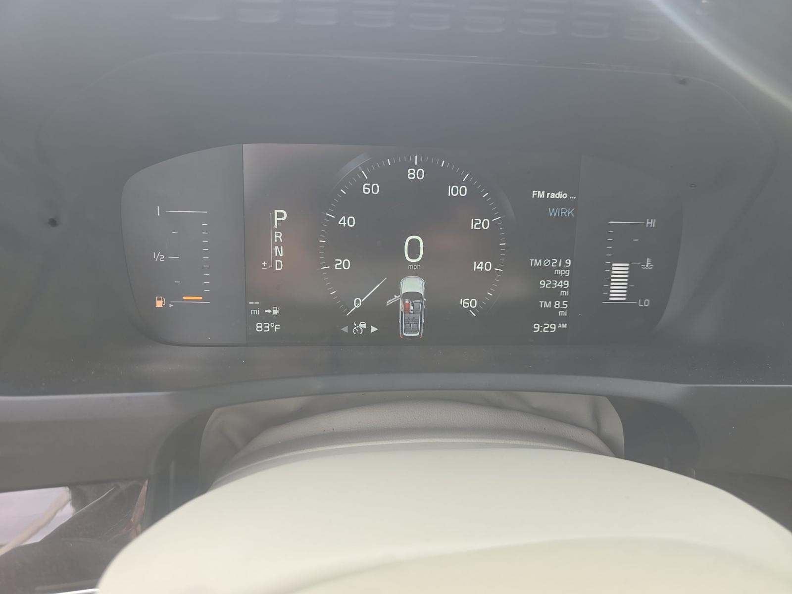 2019 Volvo XC90 T5 Momentum FWD