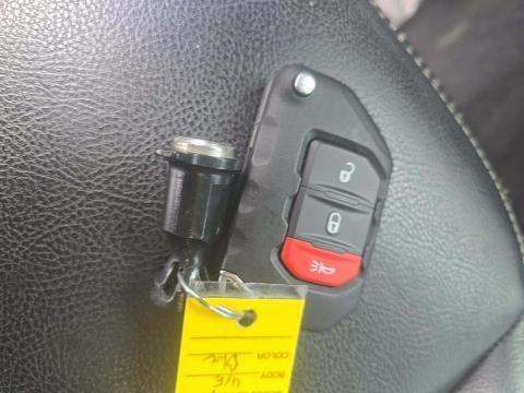 JEEP UNLIMITED 4XE SAHARA - 8