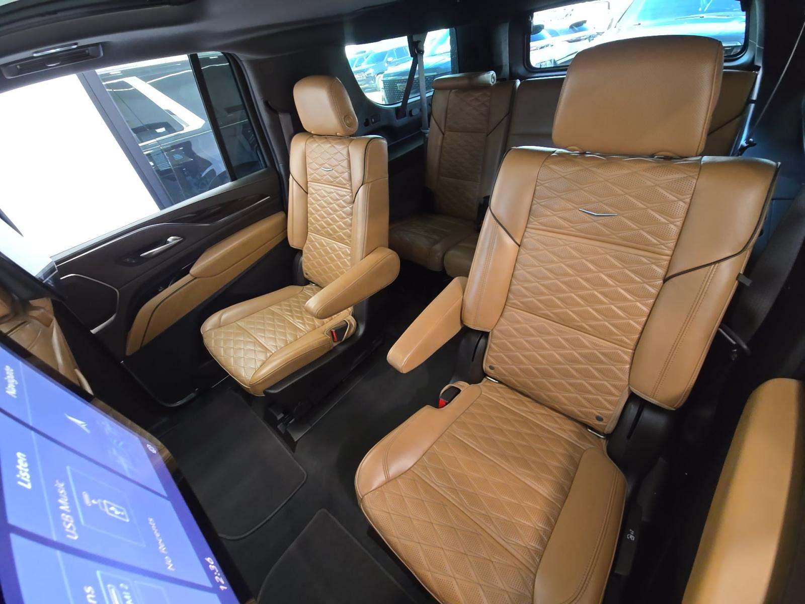 2021 Cadillac Escalade ESV Premium Luxury AWD