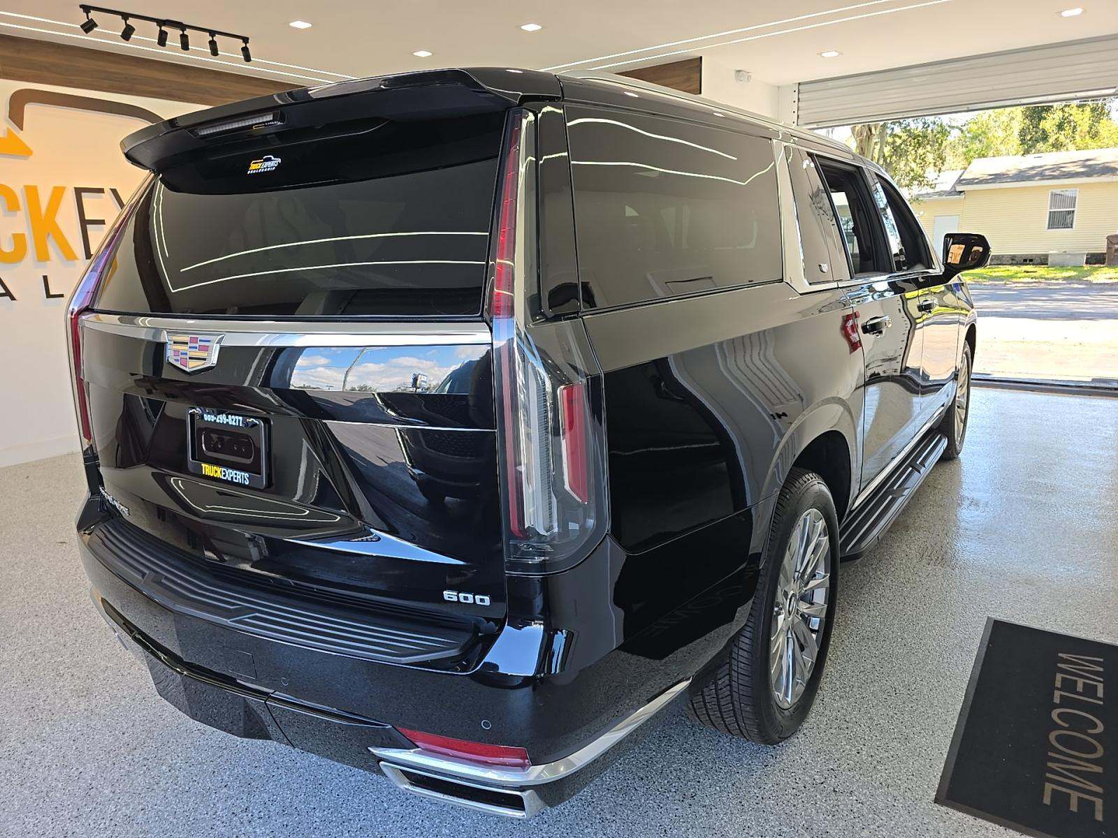 2021 Cadillac Escalade ESV Premium Luxury AWD