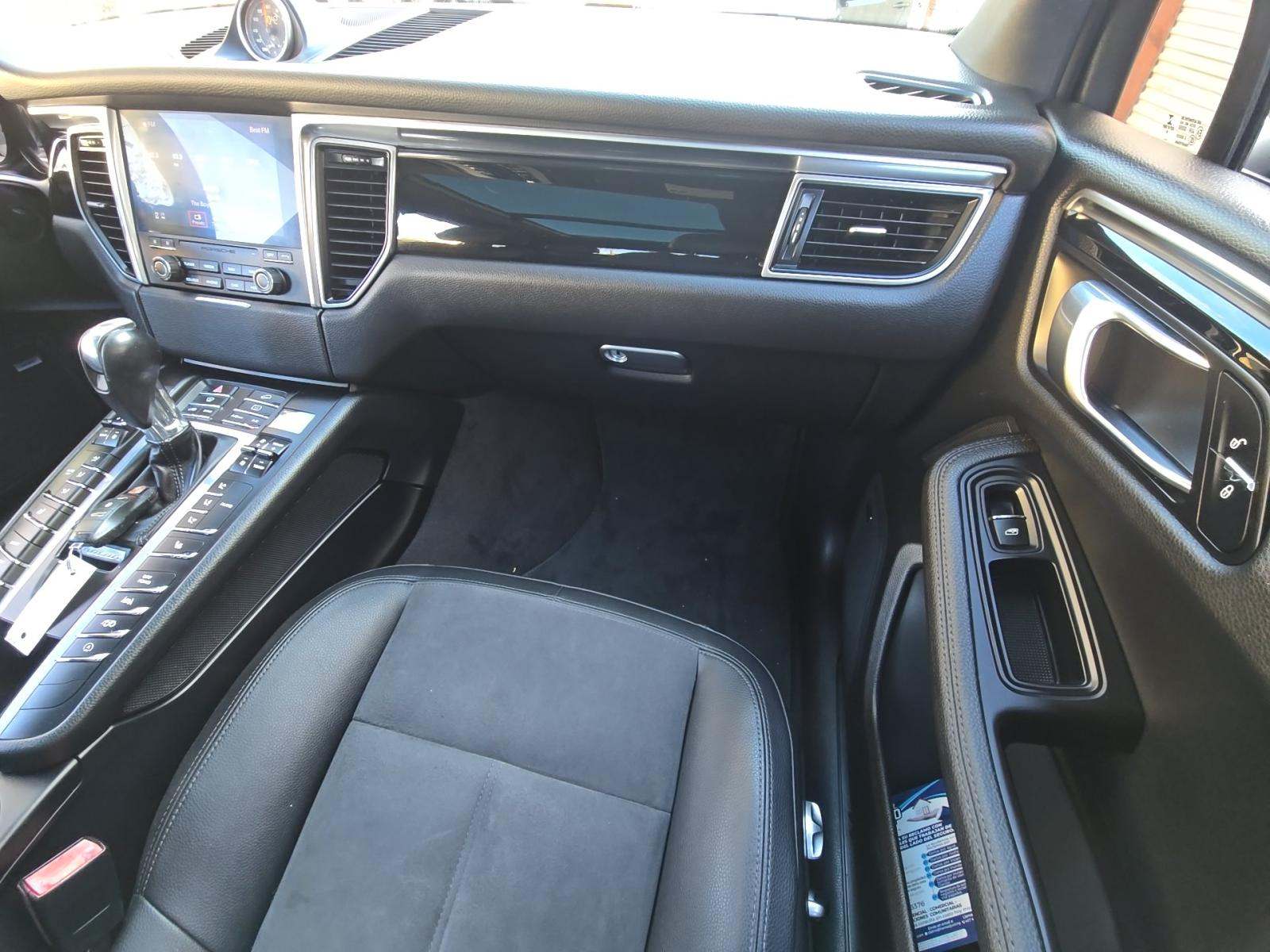 2018 Porsche Macan Sport Edition AWD