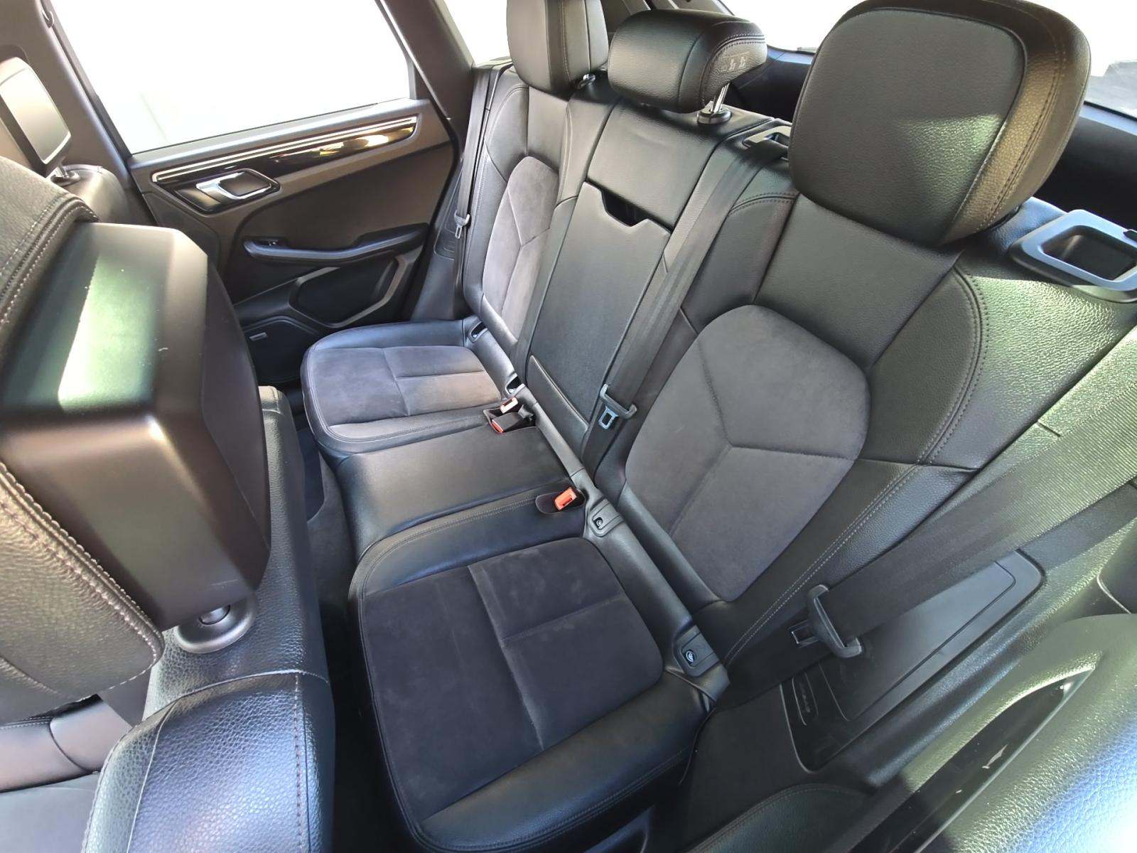 2018 Porsche Macan Sport Edition AWD