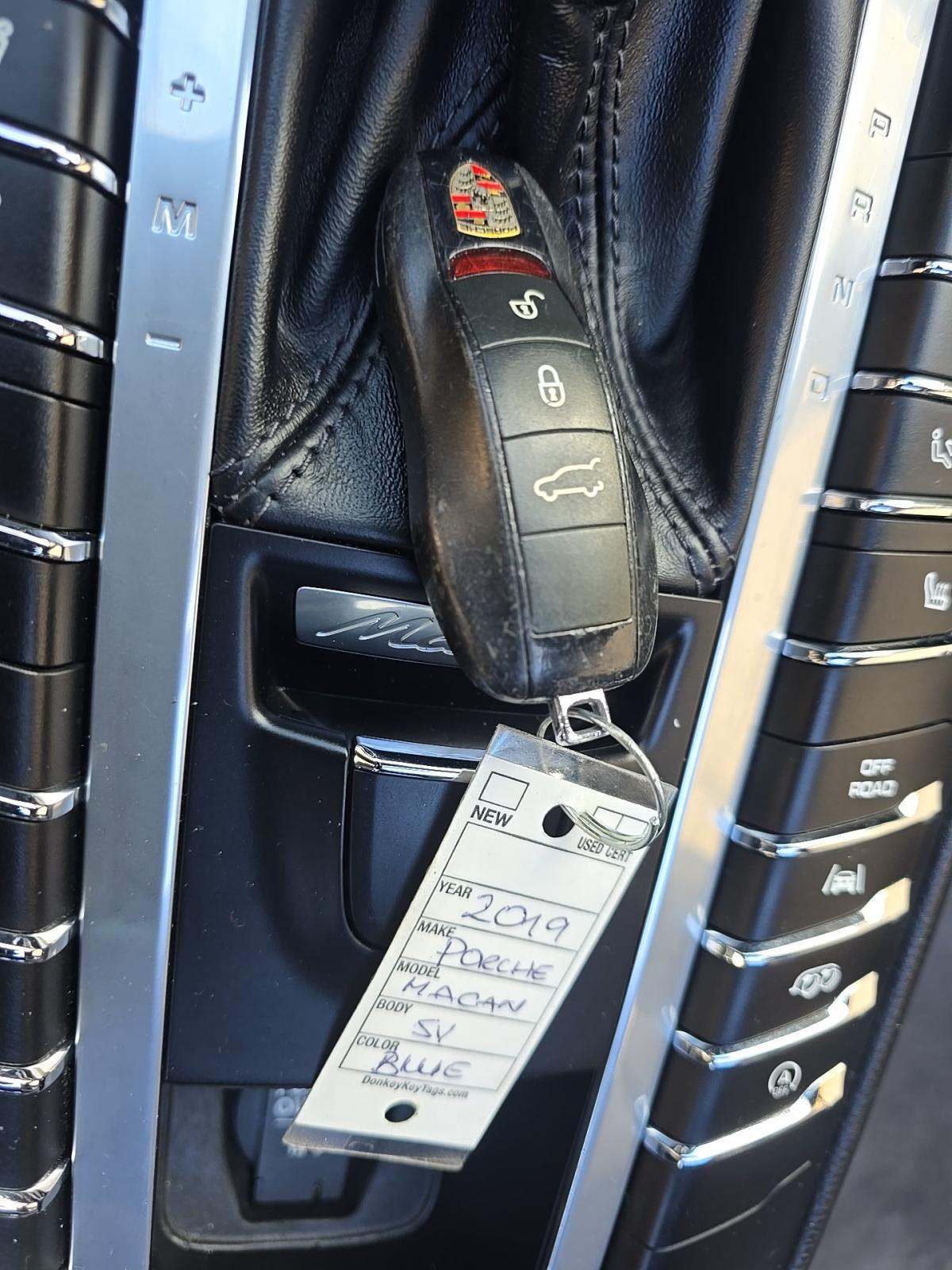 2018 Porsche Macan Sport Edition AWD