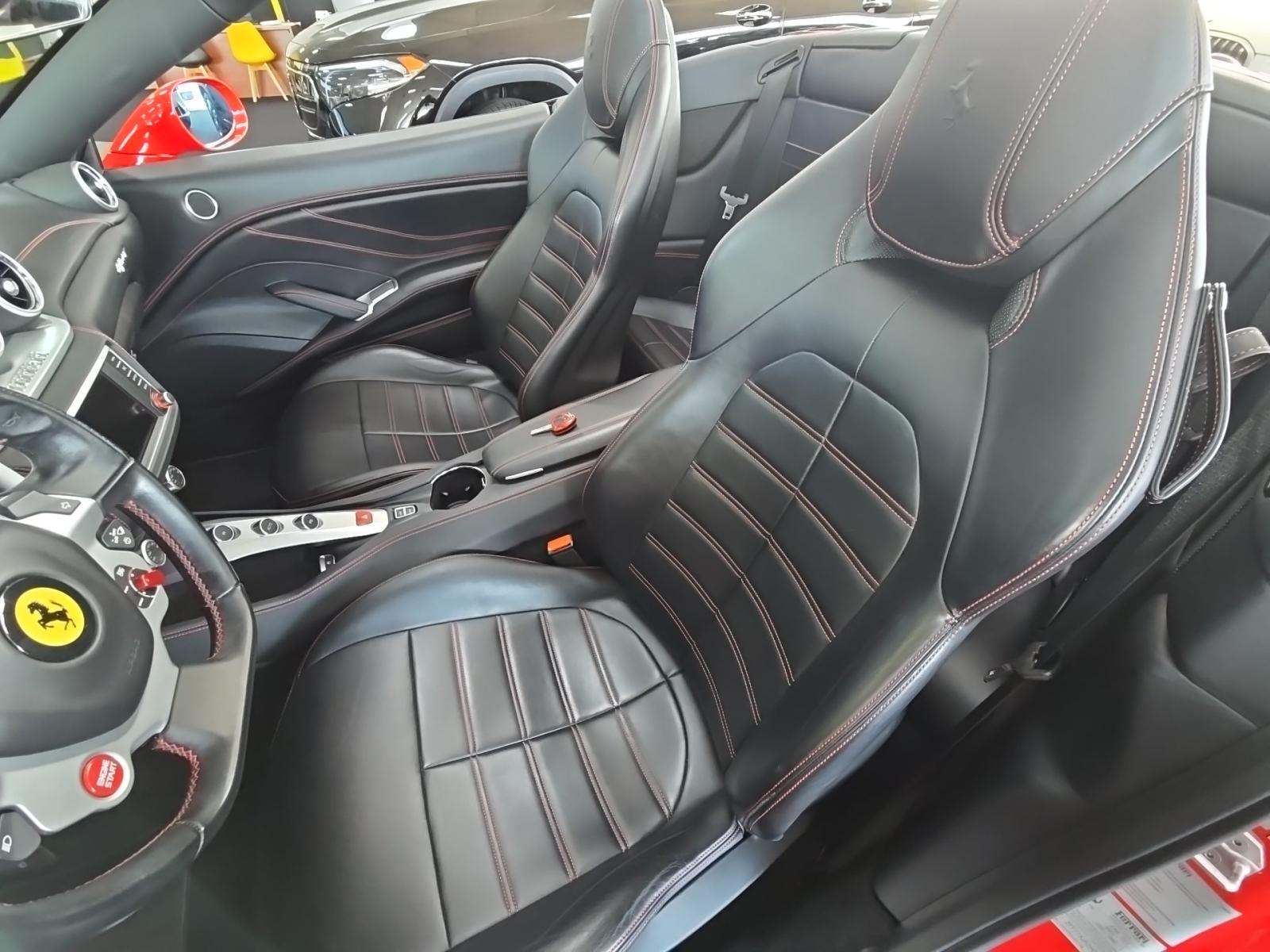 2017 Ferrari California T RWD