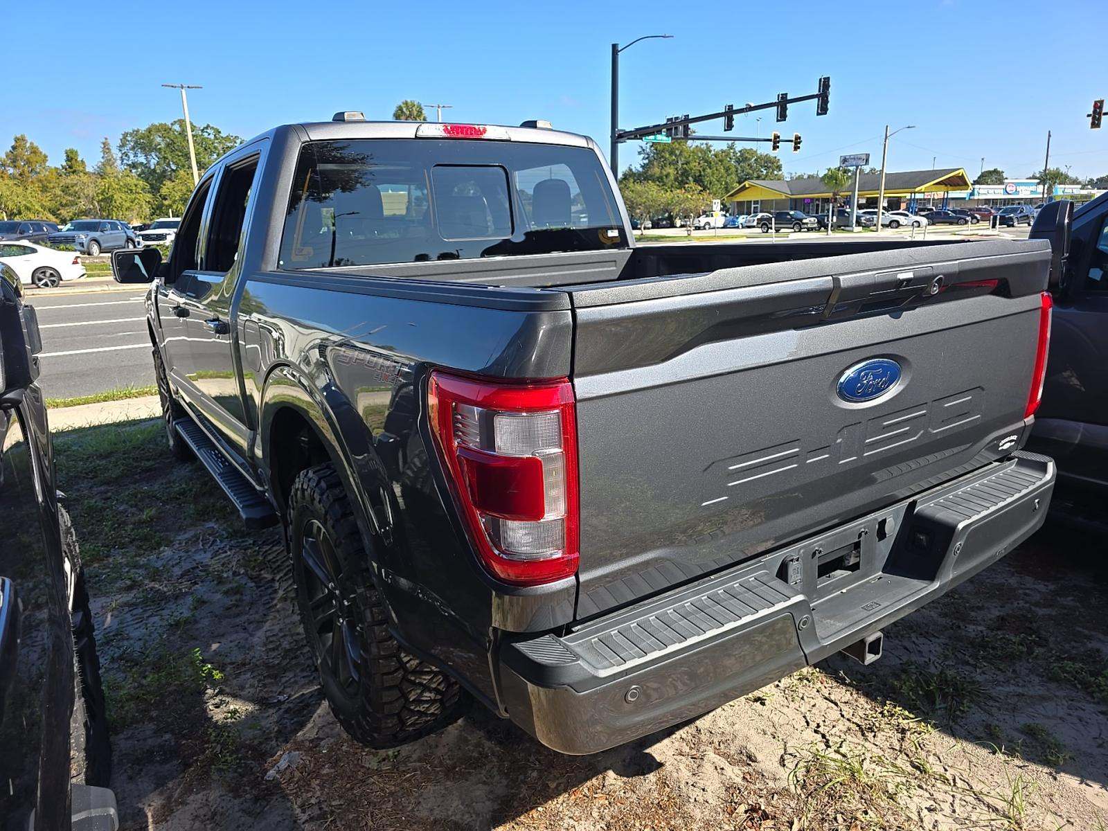 2022 Ford F-150 Hybrid Lariat AWD