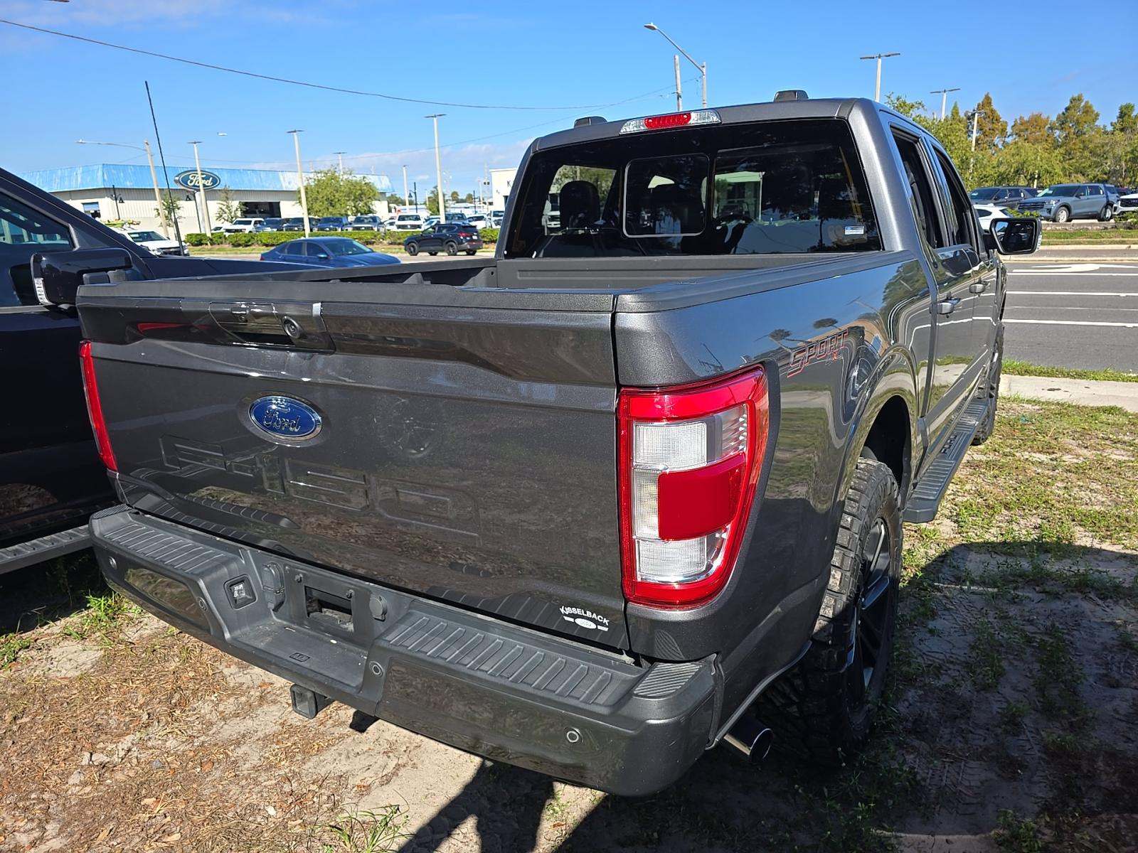 2022 Ford F-150 Hybrid Lariat AWD