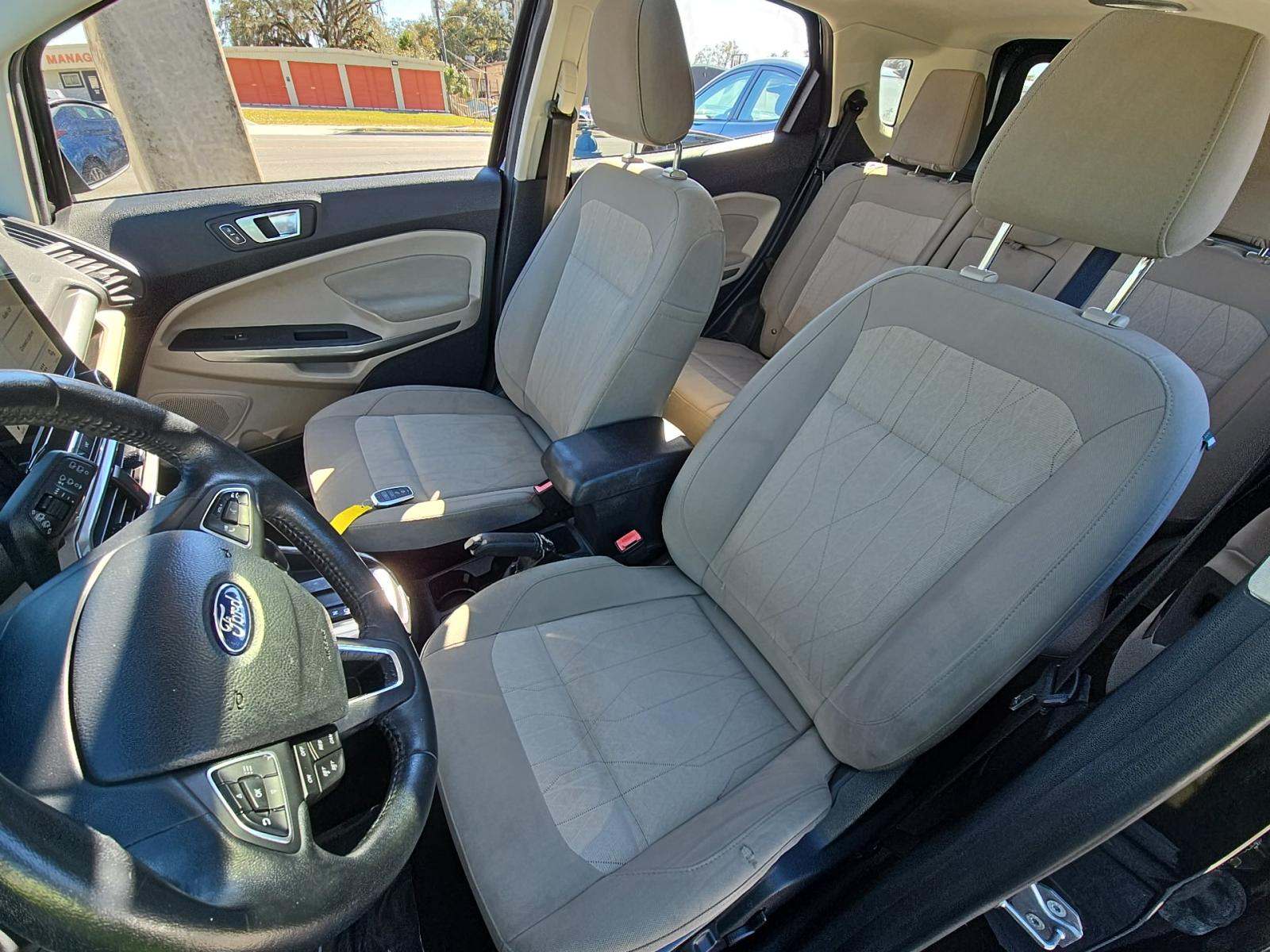 FORD ECOSPORT - 6
