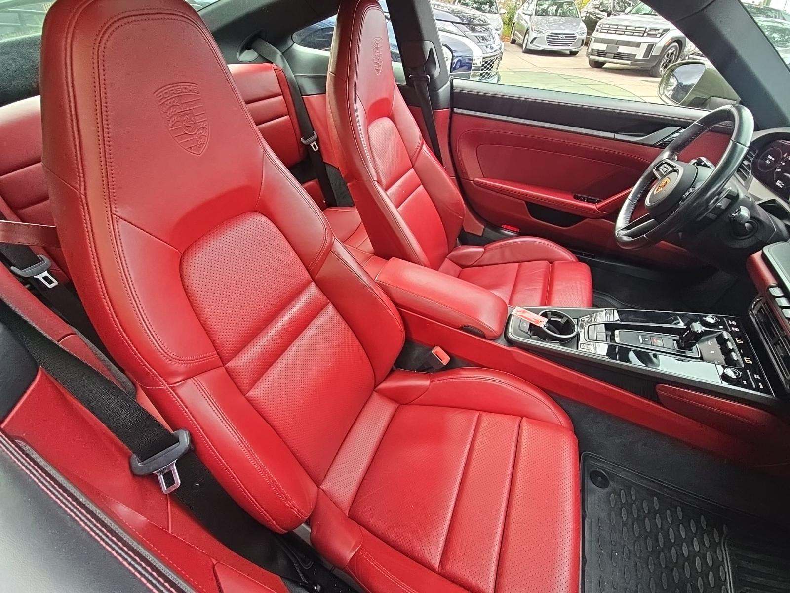 2020 Porsche 911 Carrera RWD