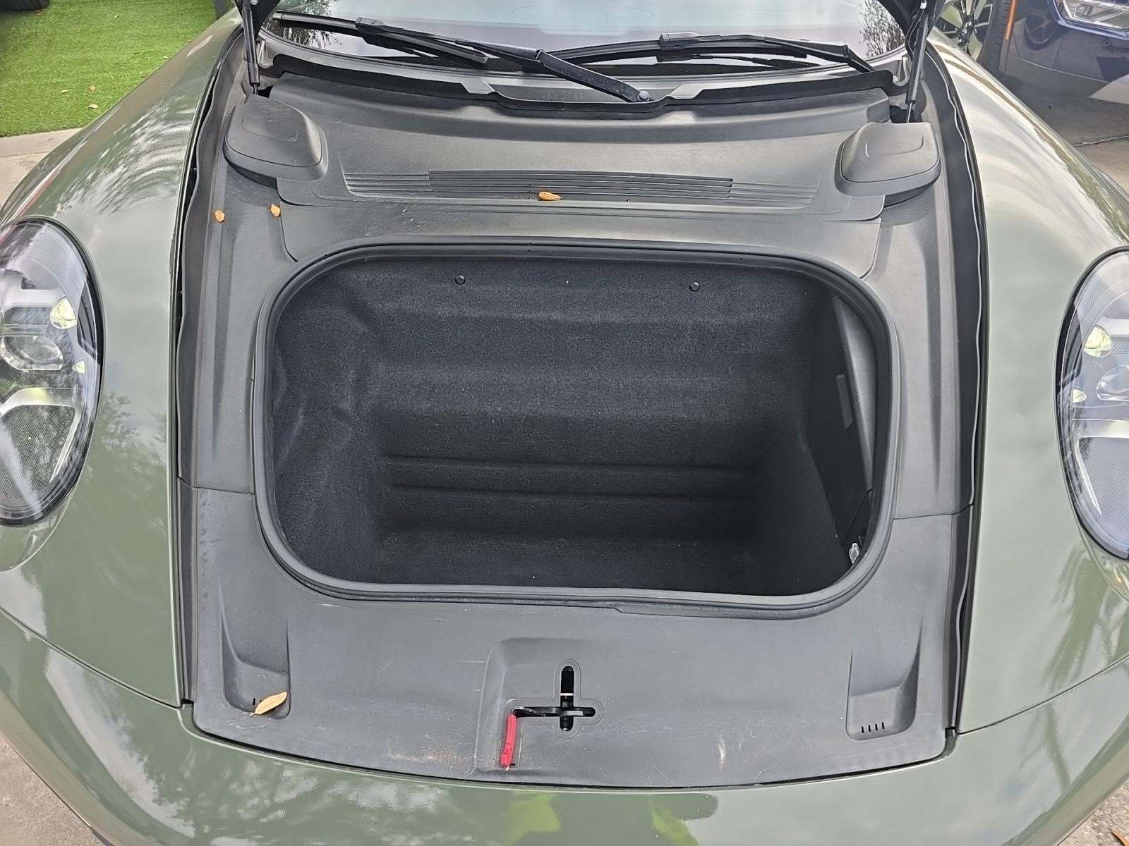 2020 Porsche 911 Carrera RWD