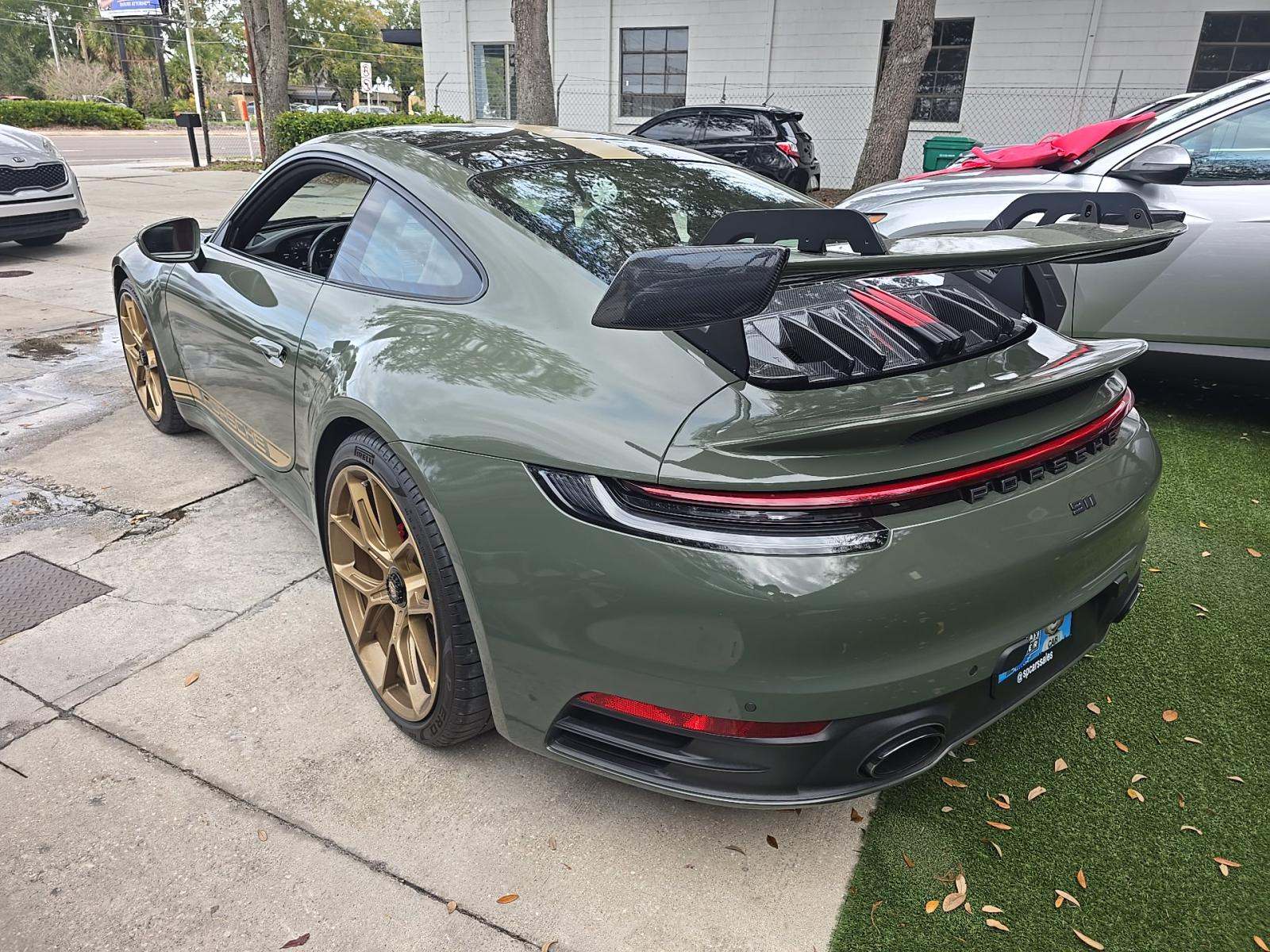 2020 Porsche 911 Carrera RWD