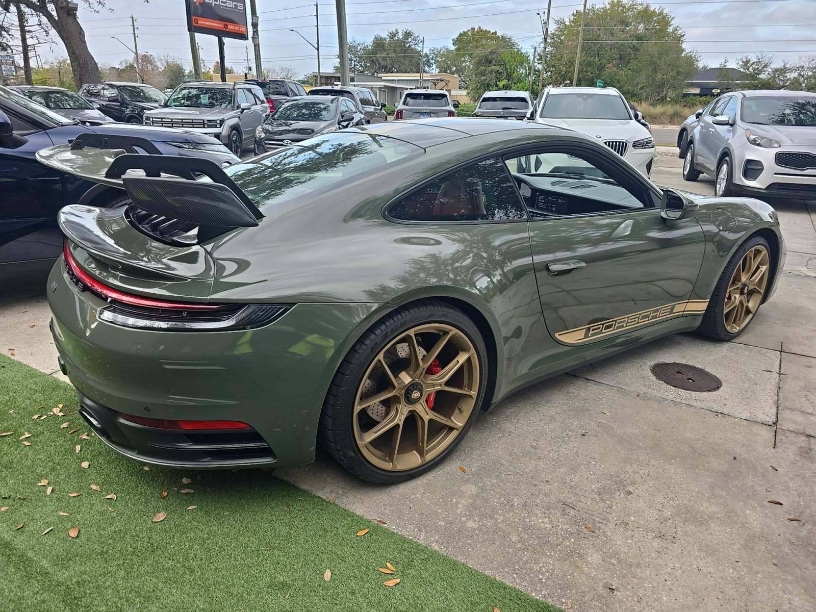 2020 Porsche 911 Carrera RWD