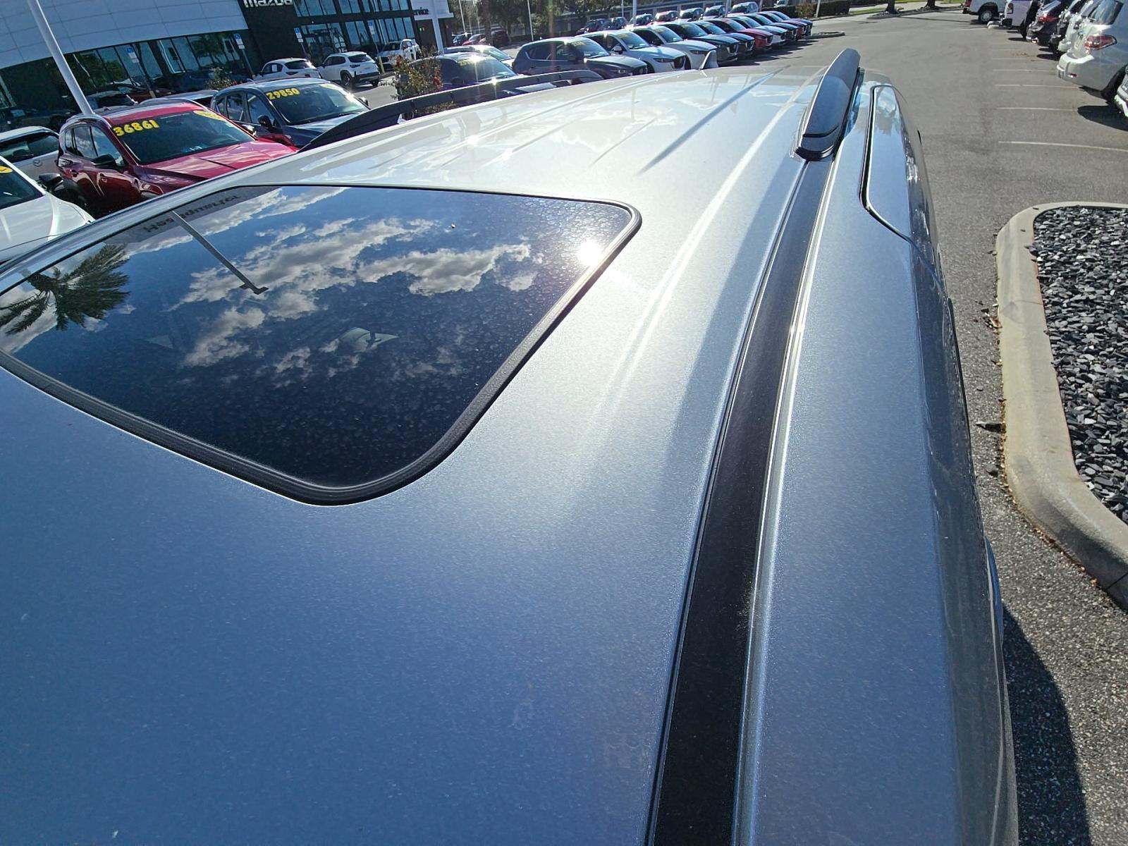 2024 Toyota Sienna XLE FWD