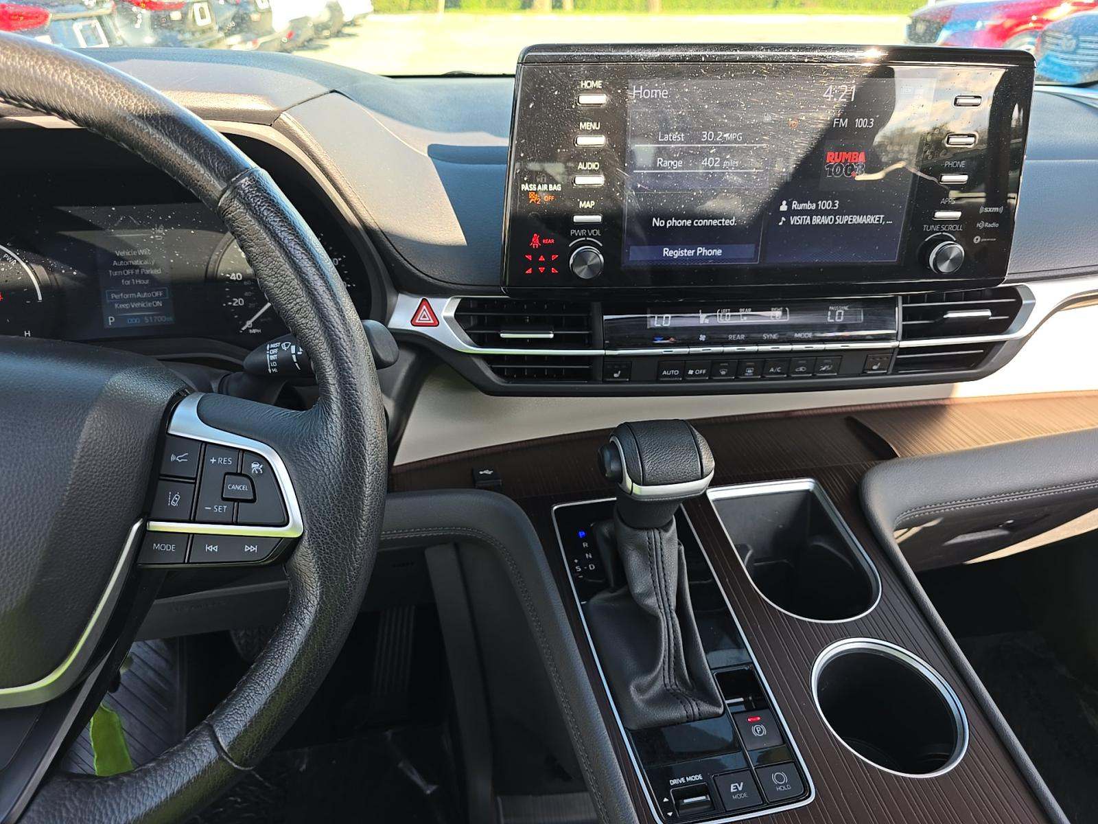 2024 Toyota Sienna XLE FWD