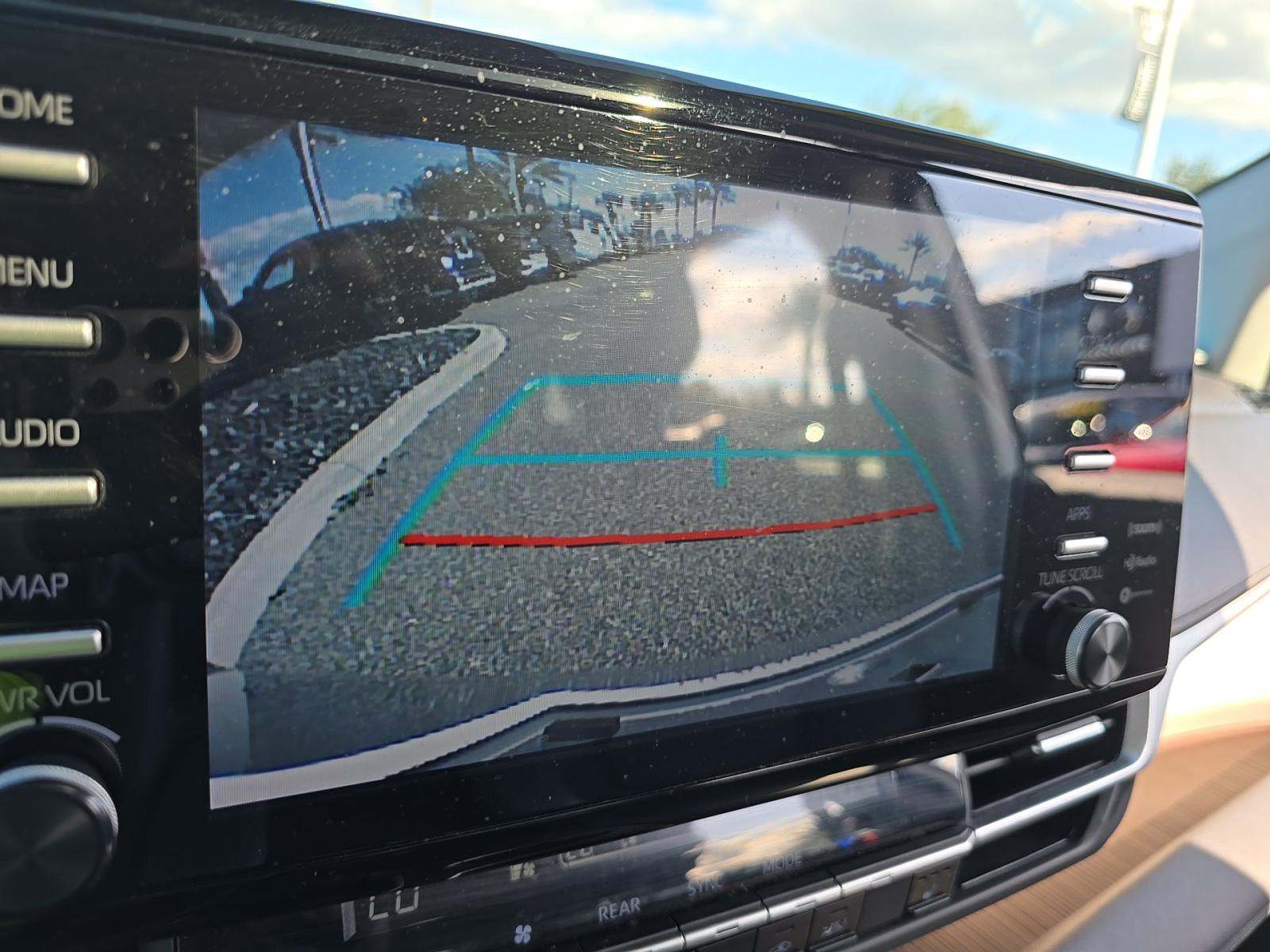 2024 Toyota Sienna XLE FWD