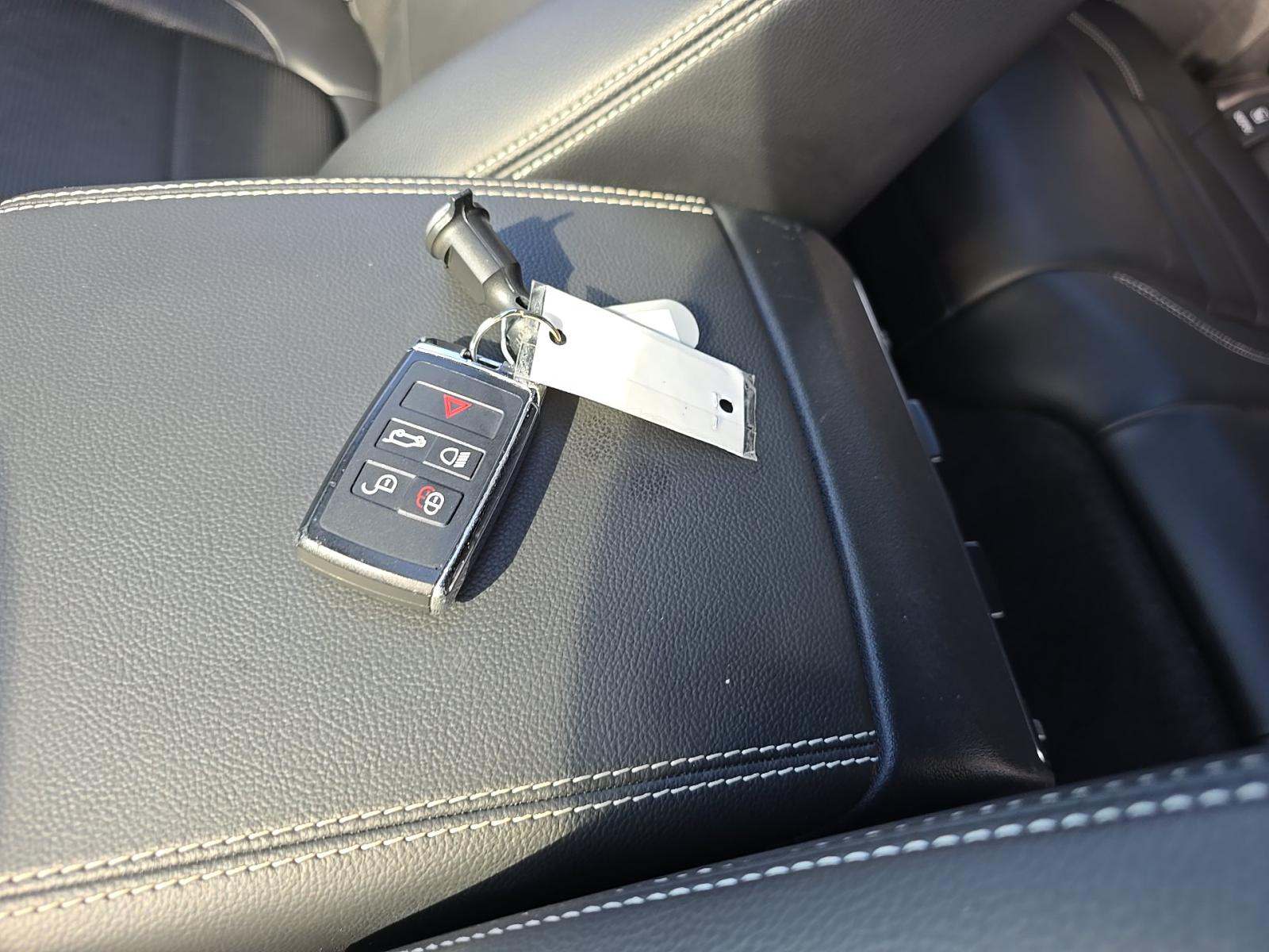 2025 Jaguar F-PACE P250 R-Dynamic S AWD