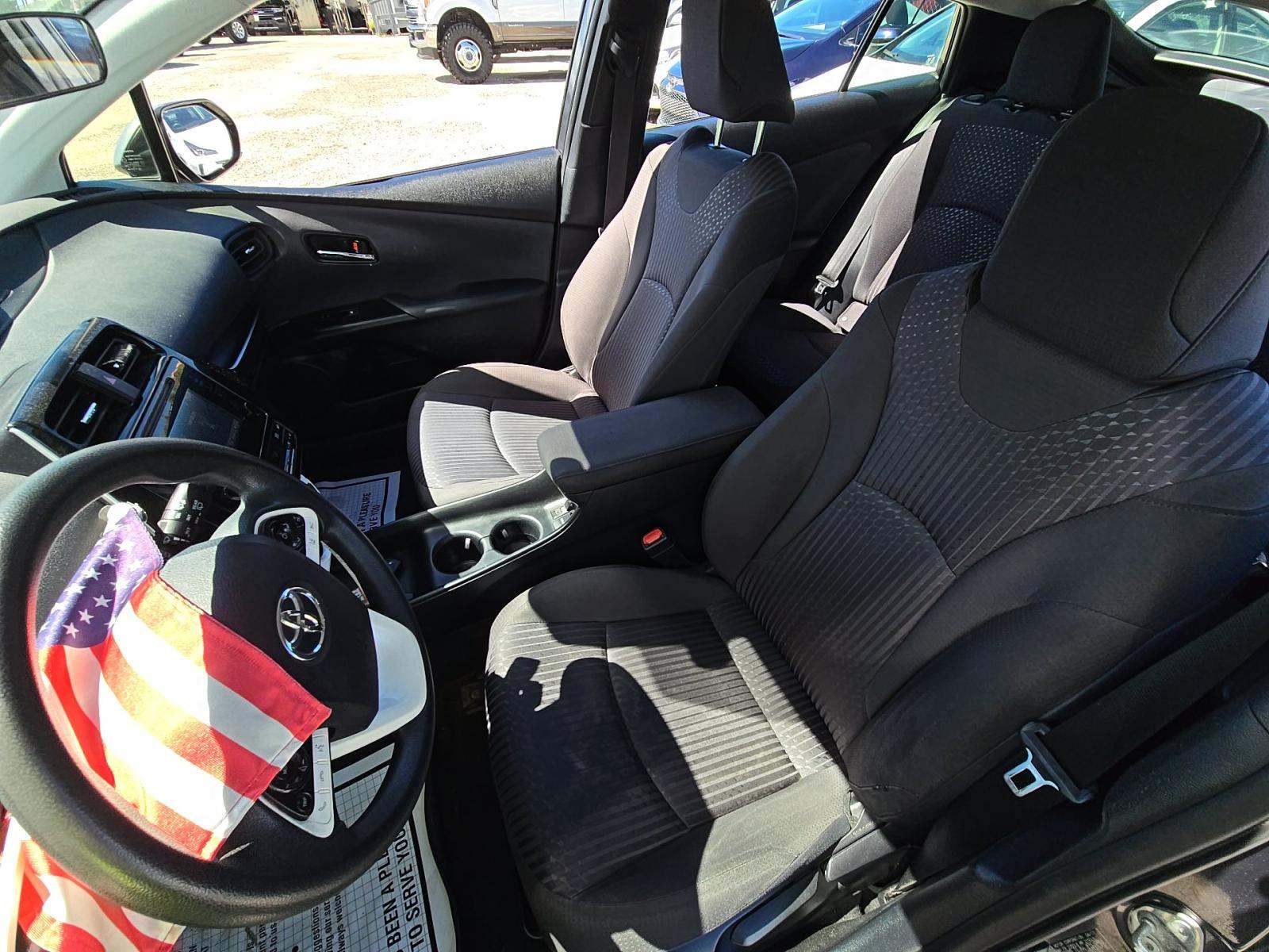 2017 Toyota Prius Two FWD