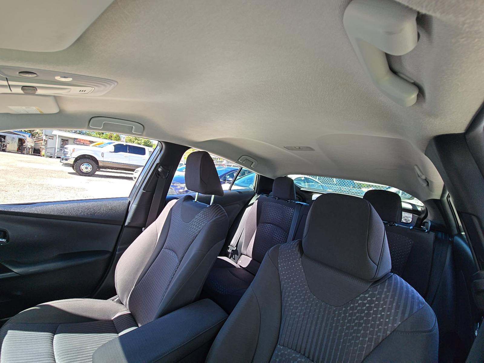 2017 Toyota Prius Two FWD