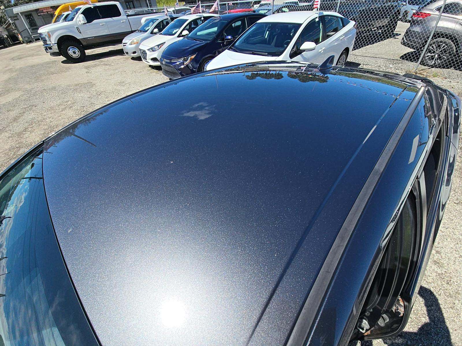 2017 Toyota Prius Two FWD