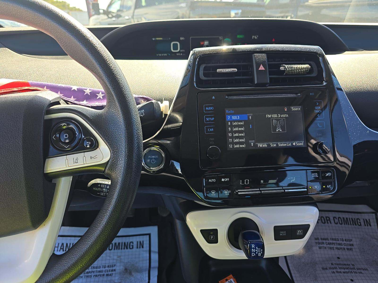 2017 Toyota Prius Two FWD