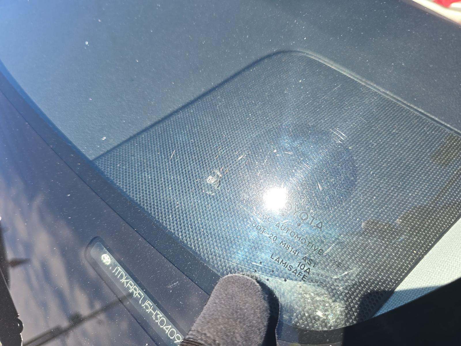 2017 Toyota Prius Two FWD