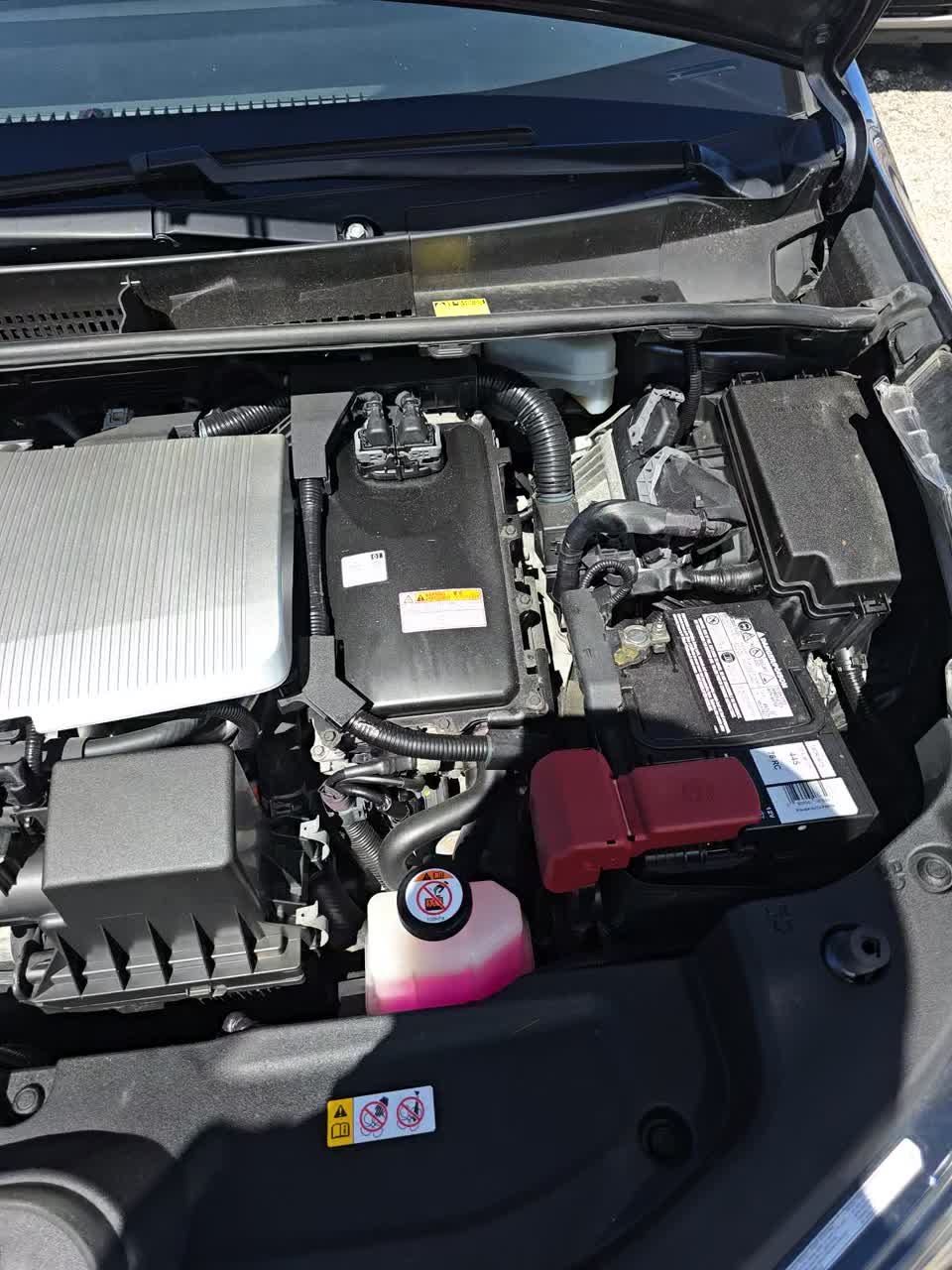 2017 Toyota Prius Two FWD