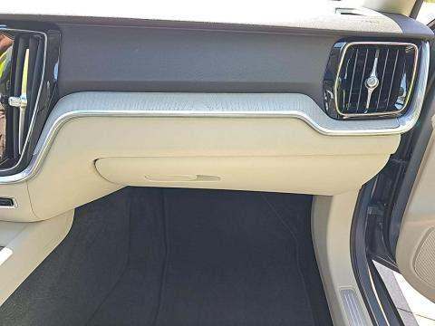 2024 Volvo S60 B5 Plus FWD
