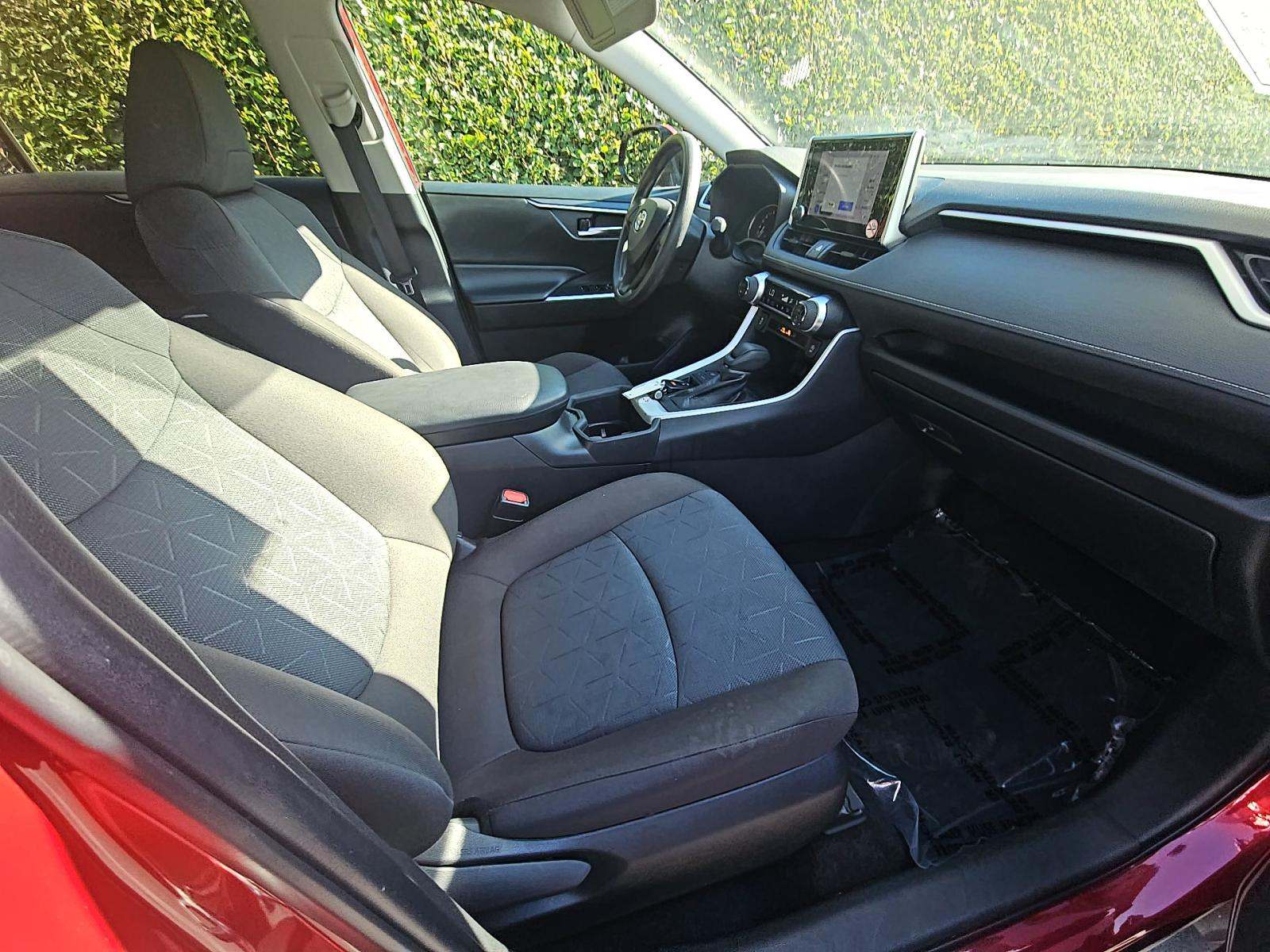 2023 Toyota RAV4 XLE FWD