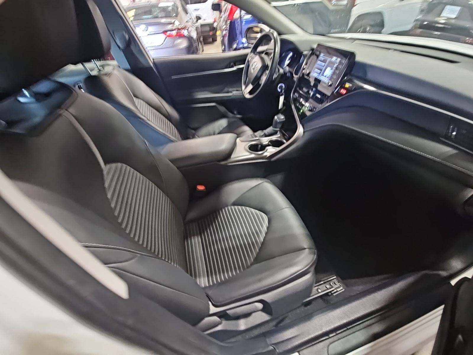 2024 Toyota Camry SE FWD