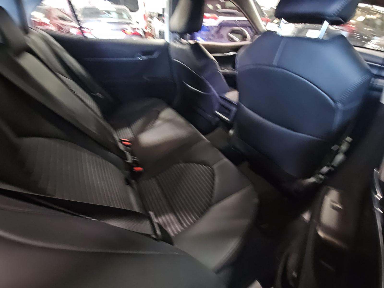 2024 Toyota Camry SE FWD