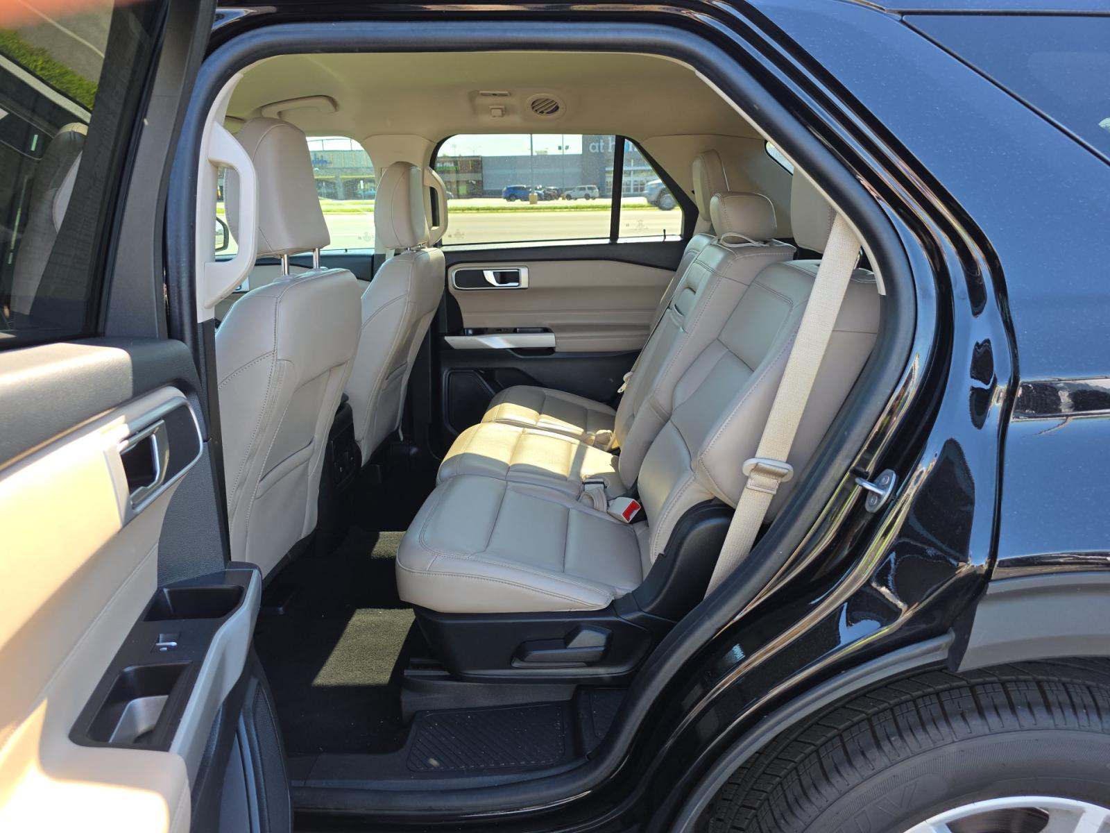 FORD EXPLORER - 9