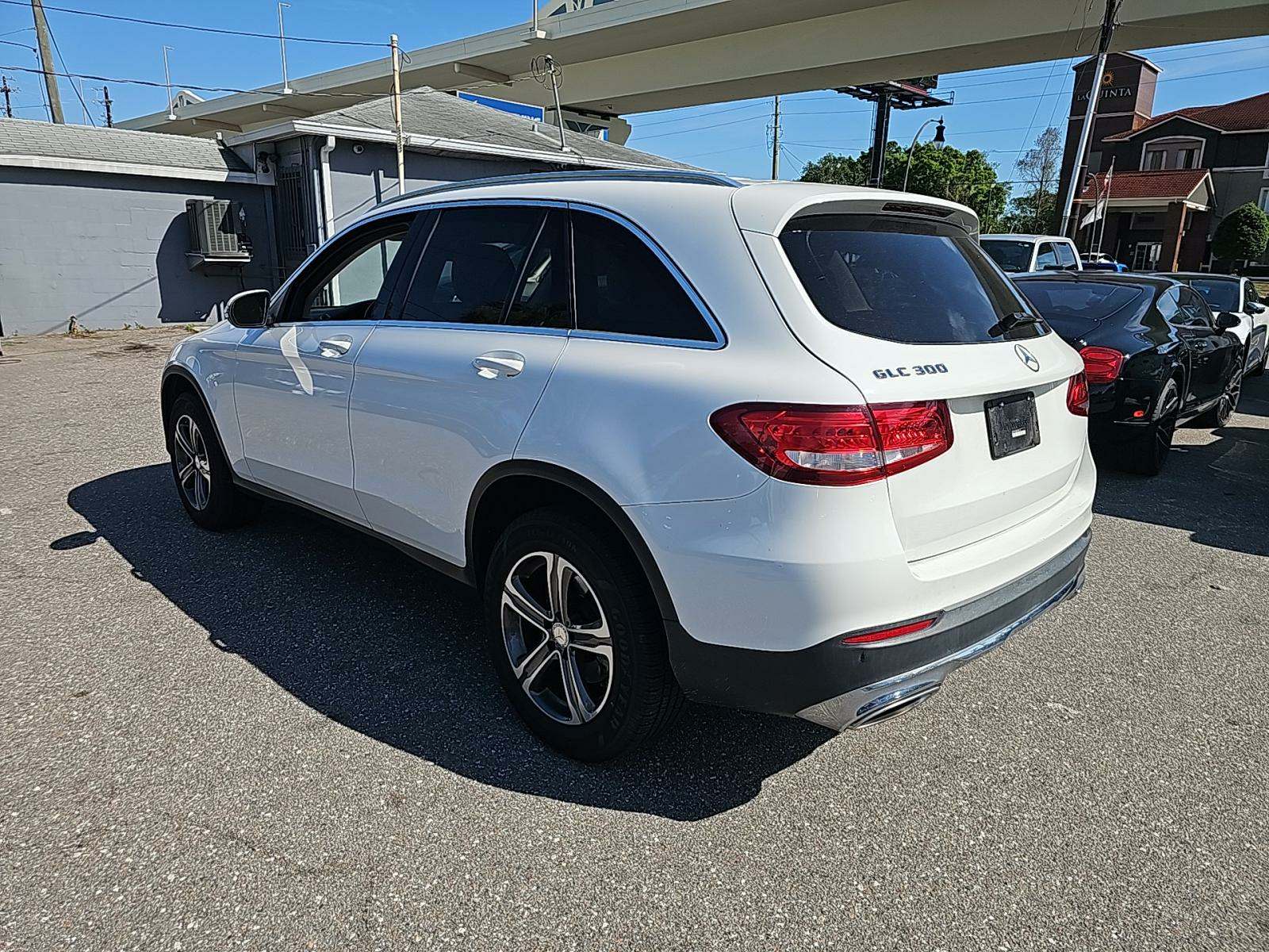 2016 Mercedes-Benz GLC GLC 300 RWD