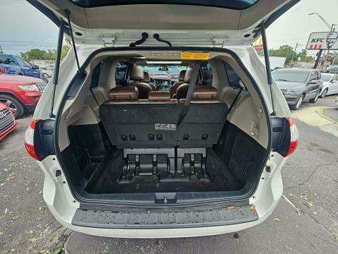 2015 Toyota Sienna Limited Premium FWD