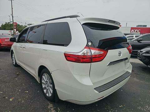 2015 Toyota Sienna Limited Premium FWD