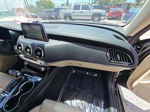 2018 Kia Stinger Premium RWD