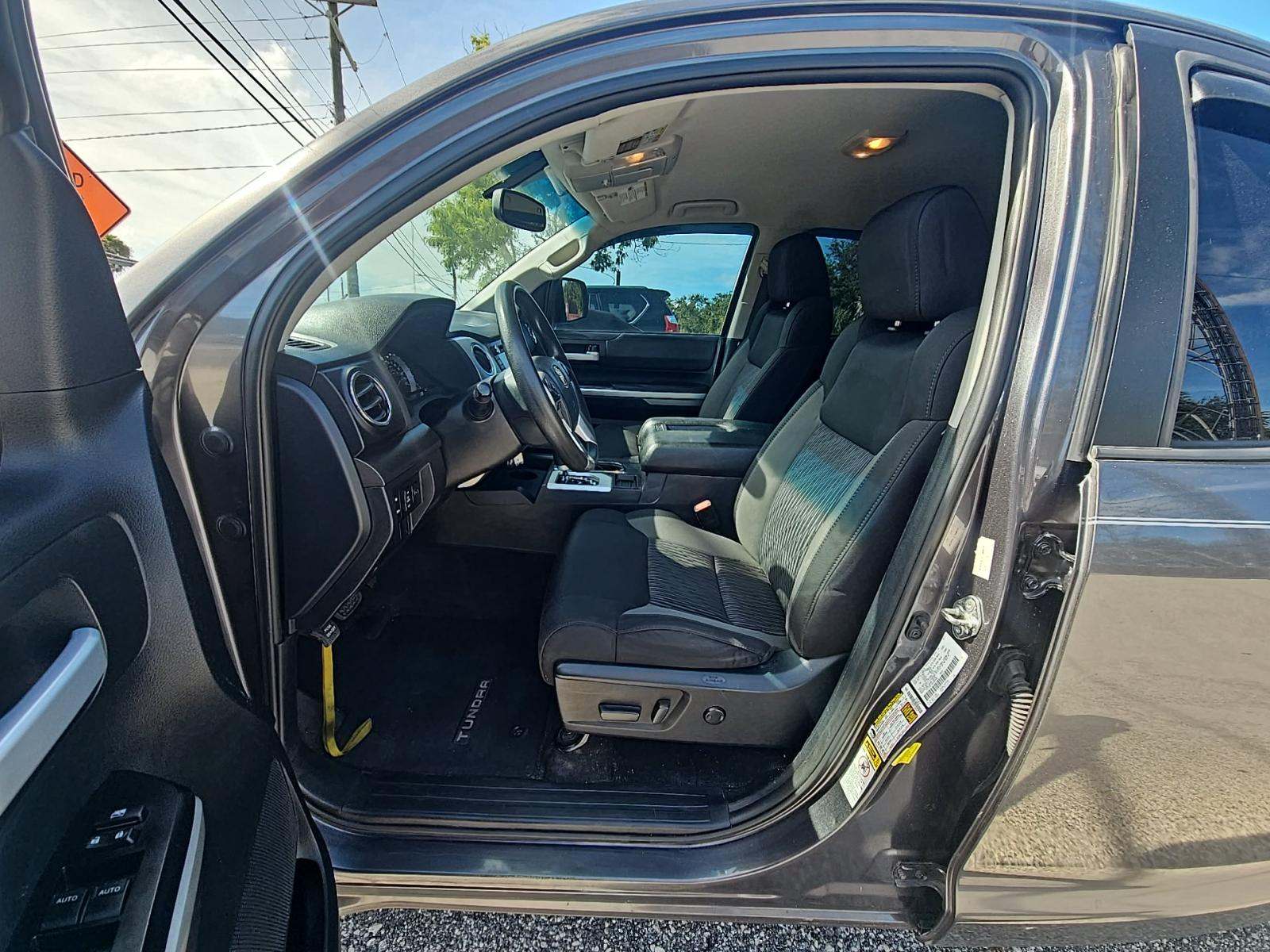 2017 Toyota Tundra SR5 RWD