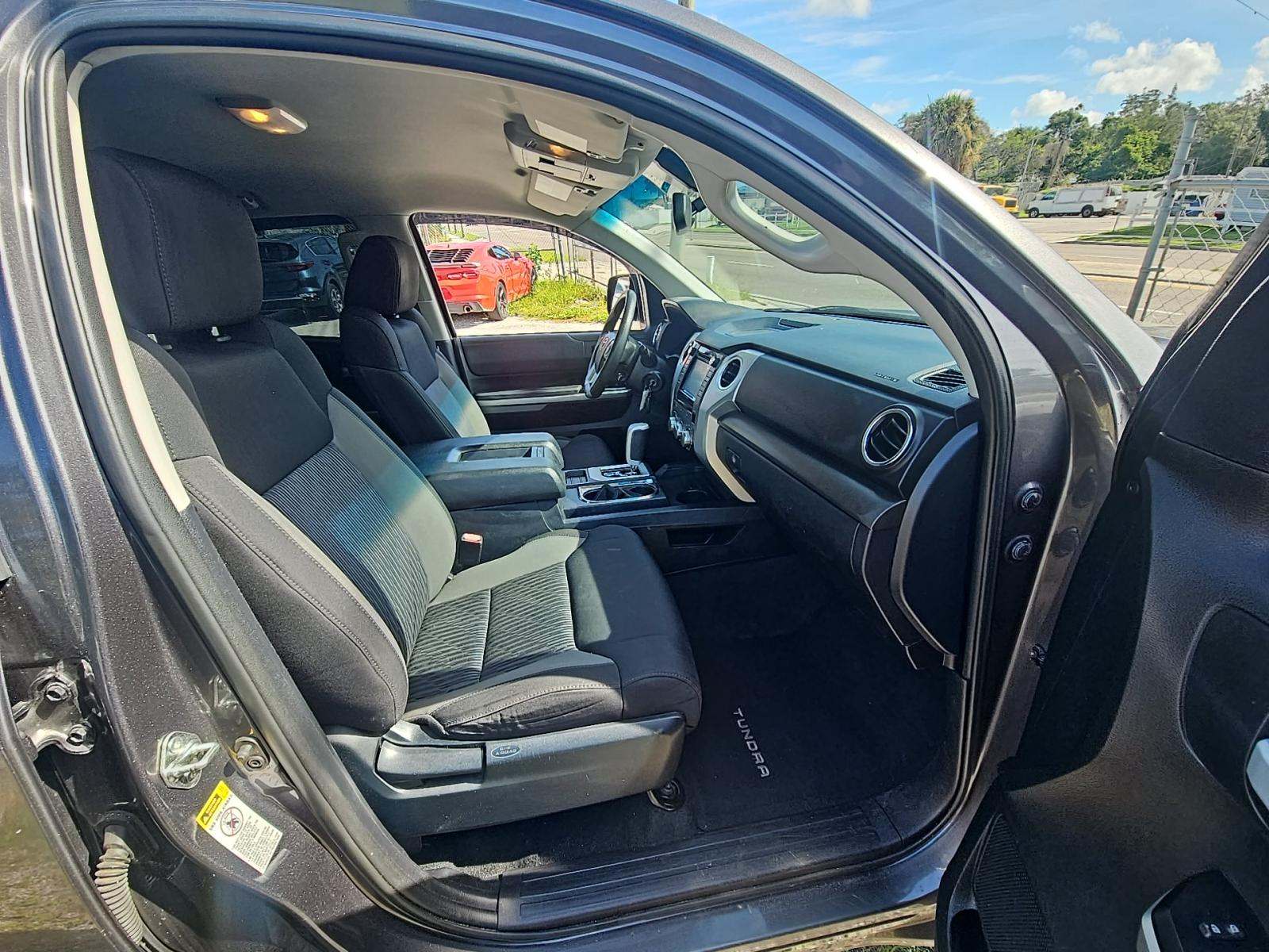 2017 Toyota Tundra SR5 RWD