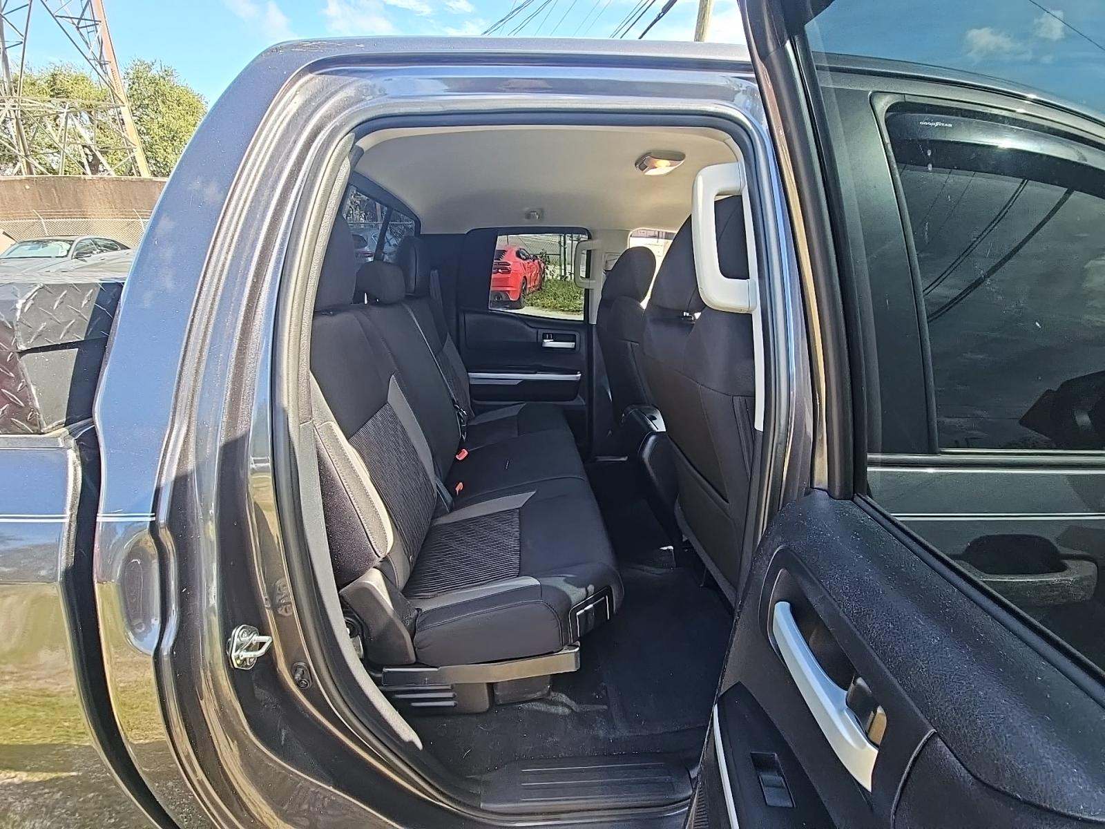 2017 Toyota Tundra SR5 RWD