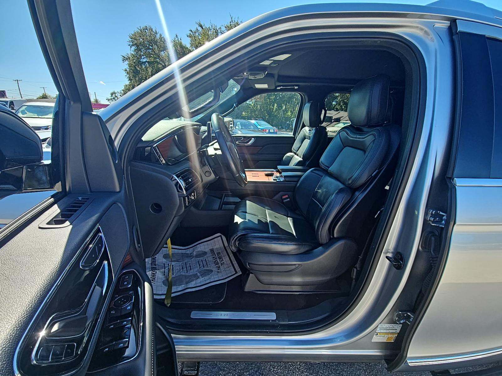 2024 Lincoln Navigator Premiere AWD