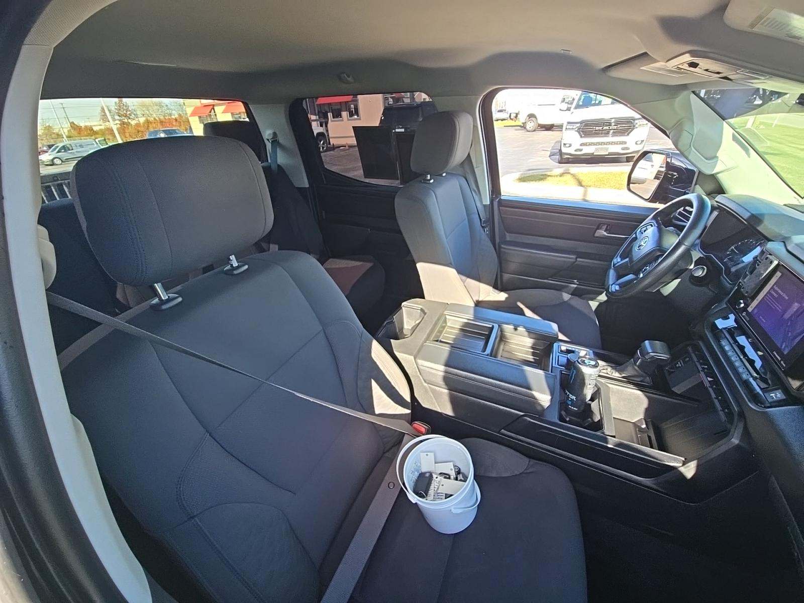 2023 Toyota Tundra SR5 AWD