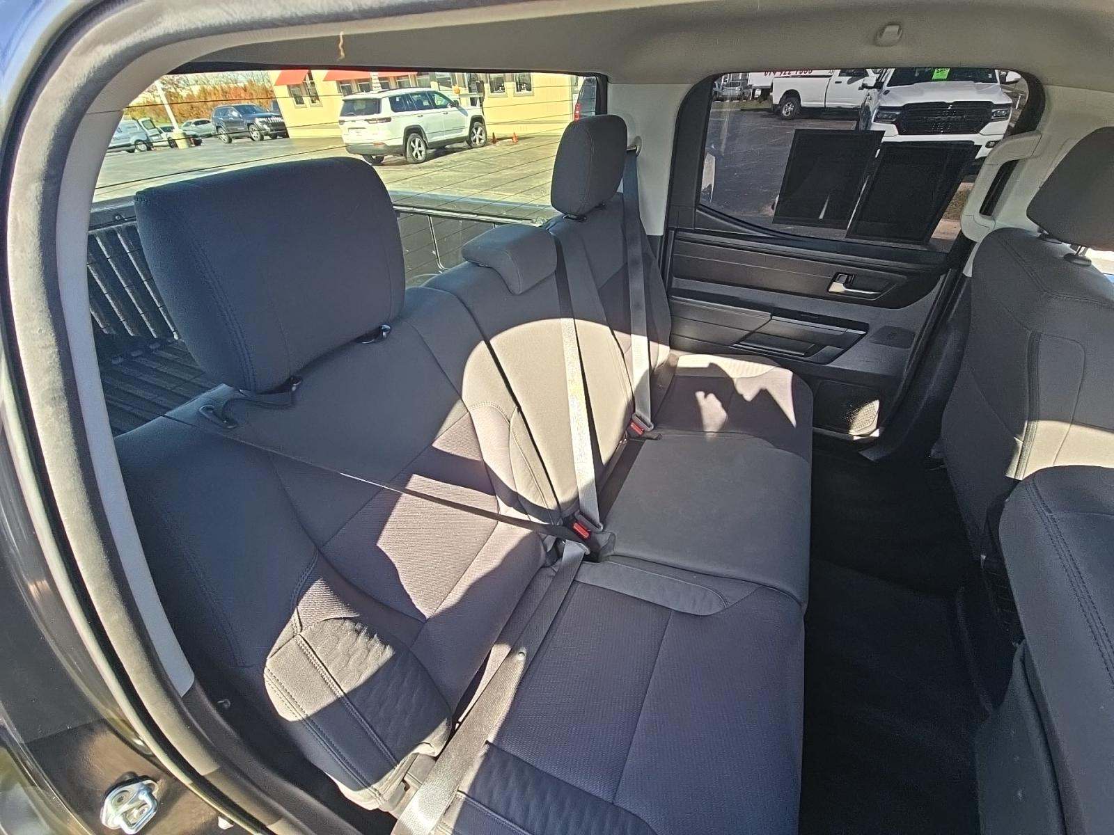 2023 Toyota Tundra SR5 AWD