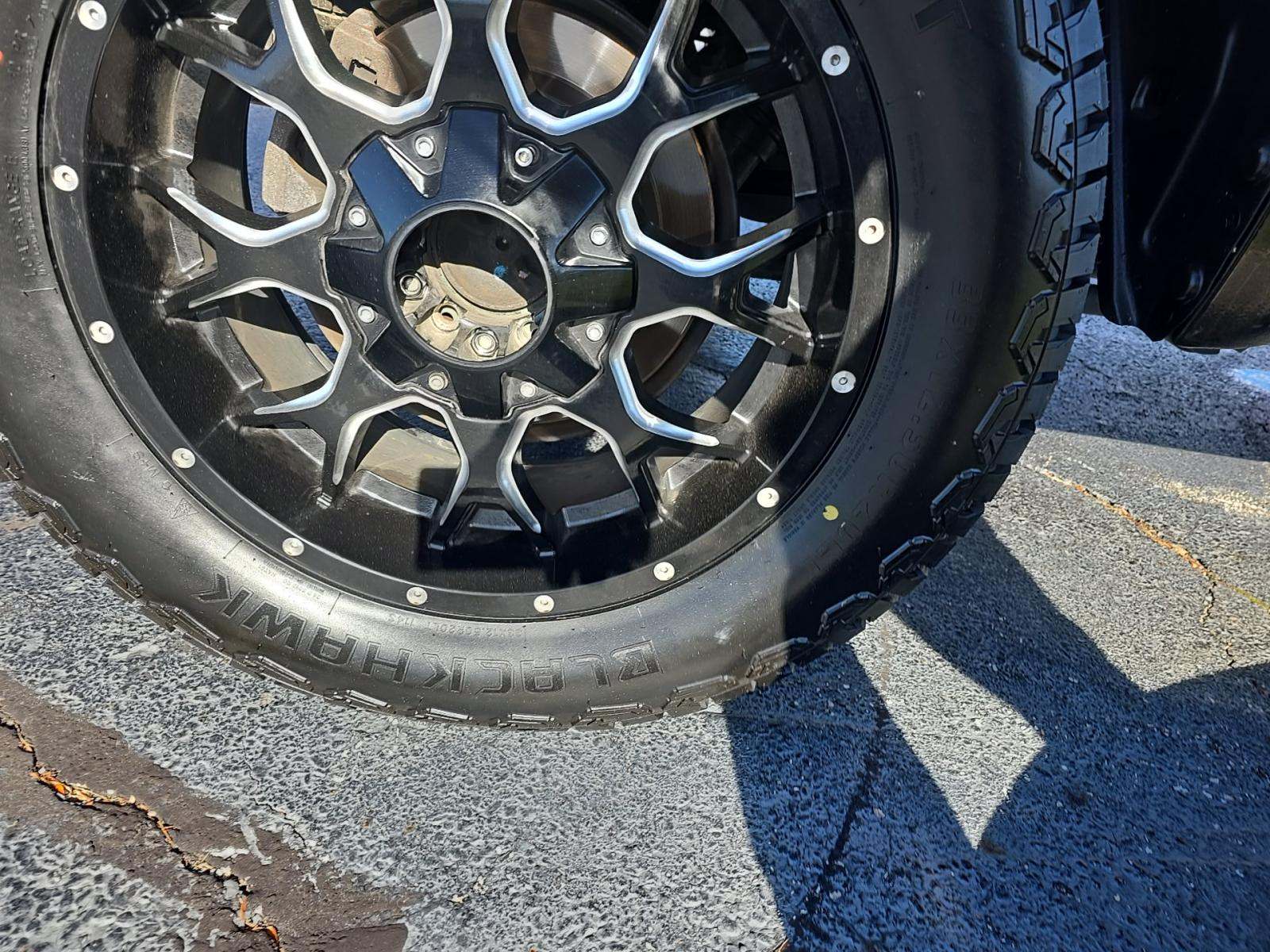 2023 Toyota Tundra SR5 AWD