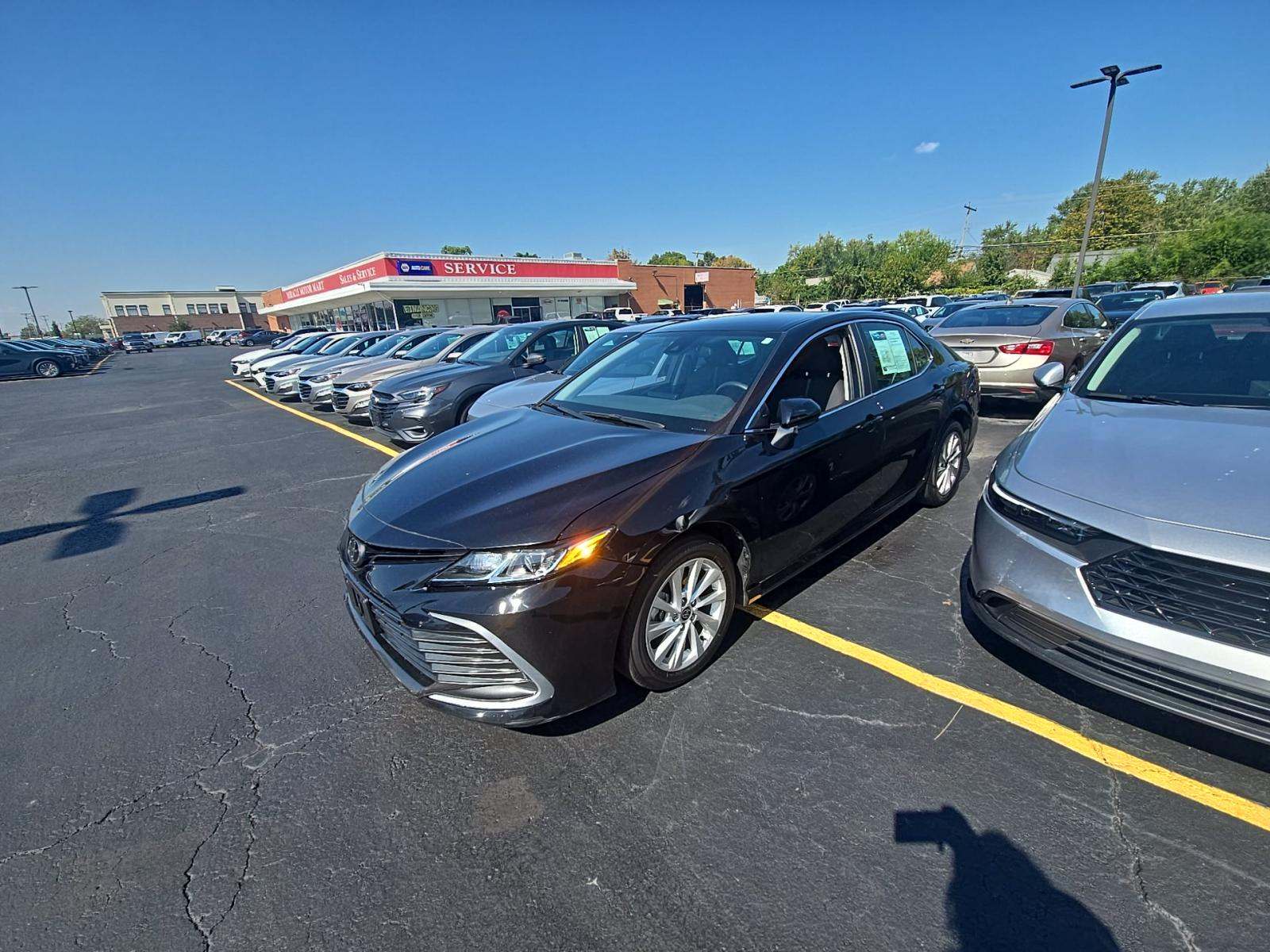 2024 Toyota Camry LE FWD