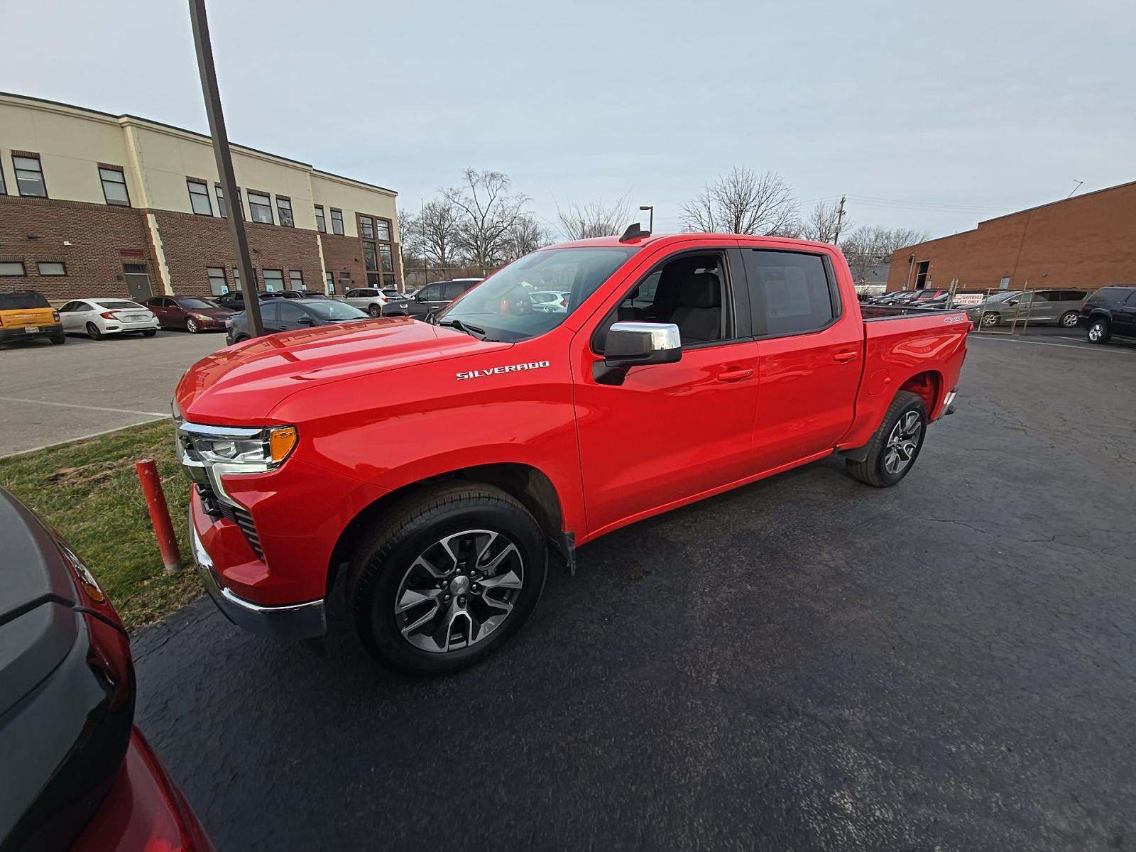 2022 Chevrolet Silverado 1500 LT AWD