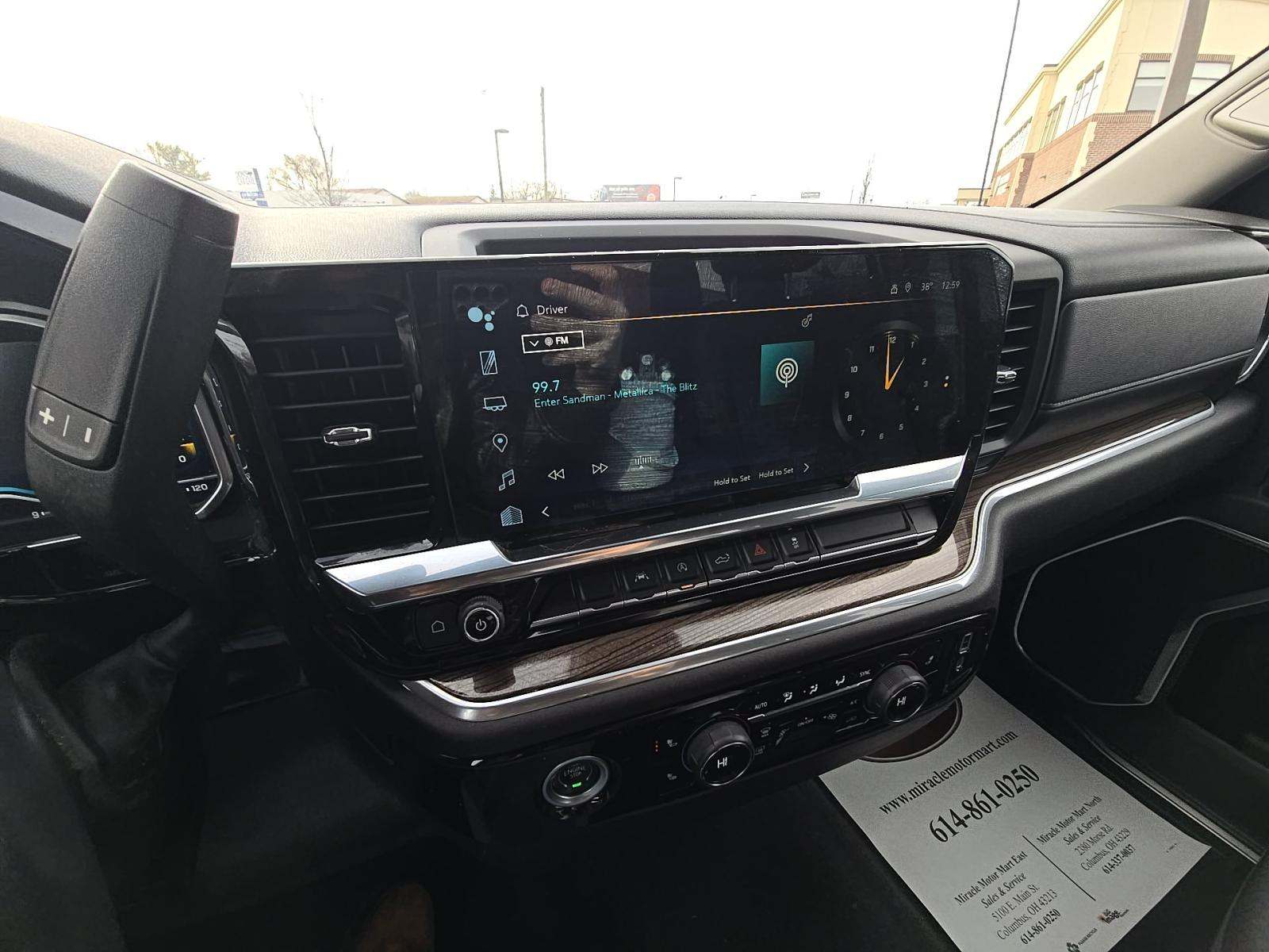 2022 Chevrolet Silverado 1500 LT AWD