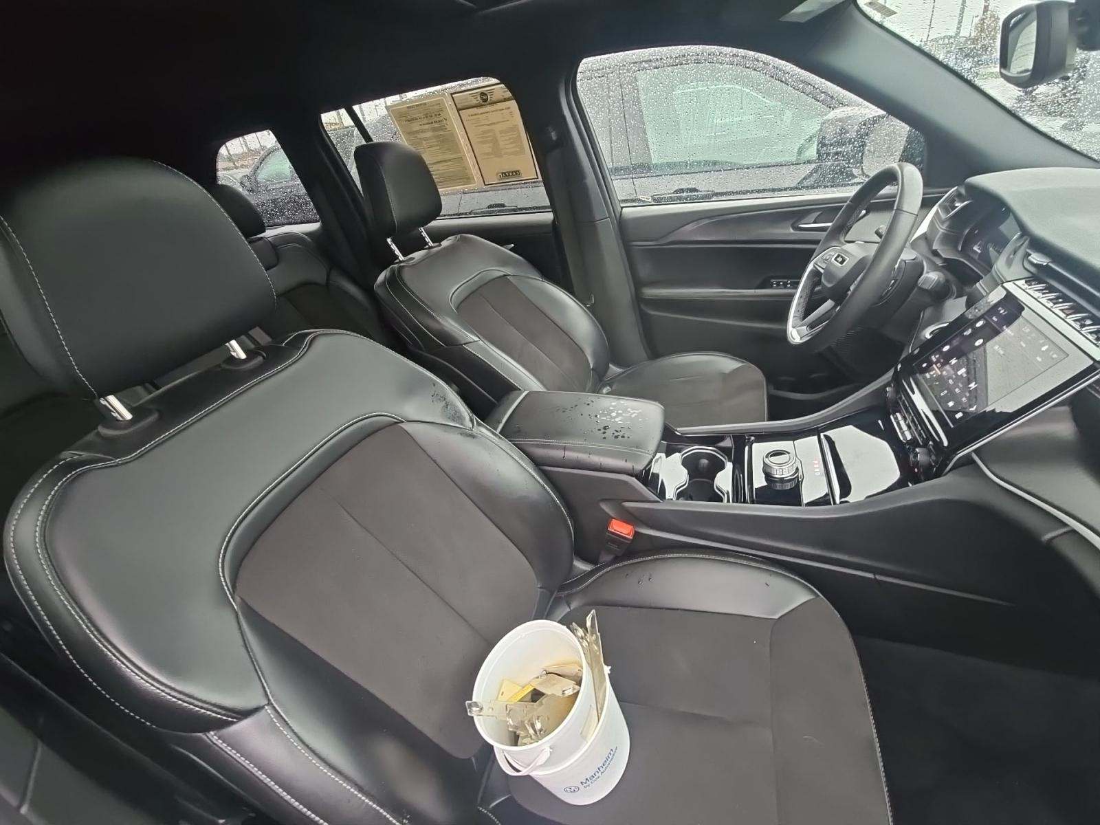 2023 Jeep Grand Cherokee Altitude X AWD