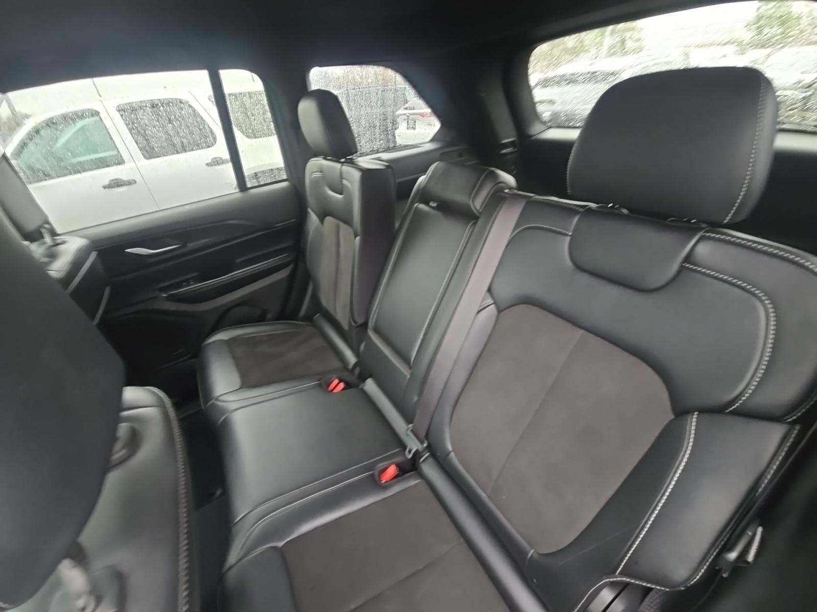 2023 Jeep Grand Cherokee Altitude X AWD