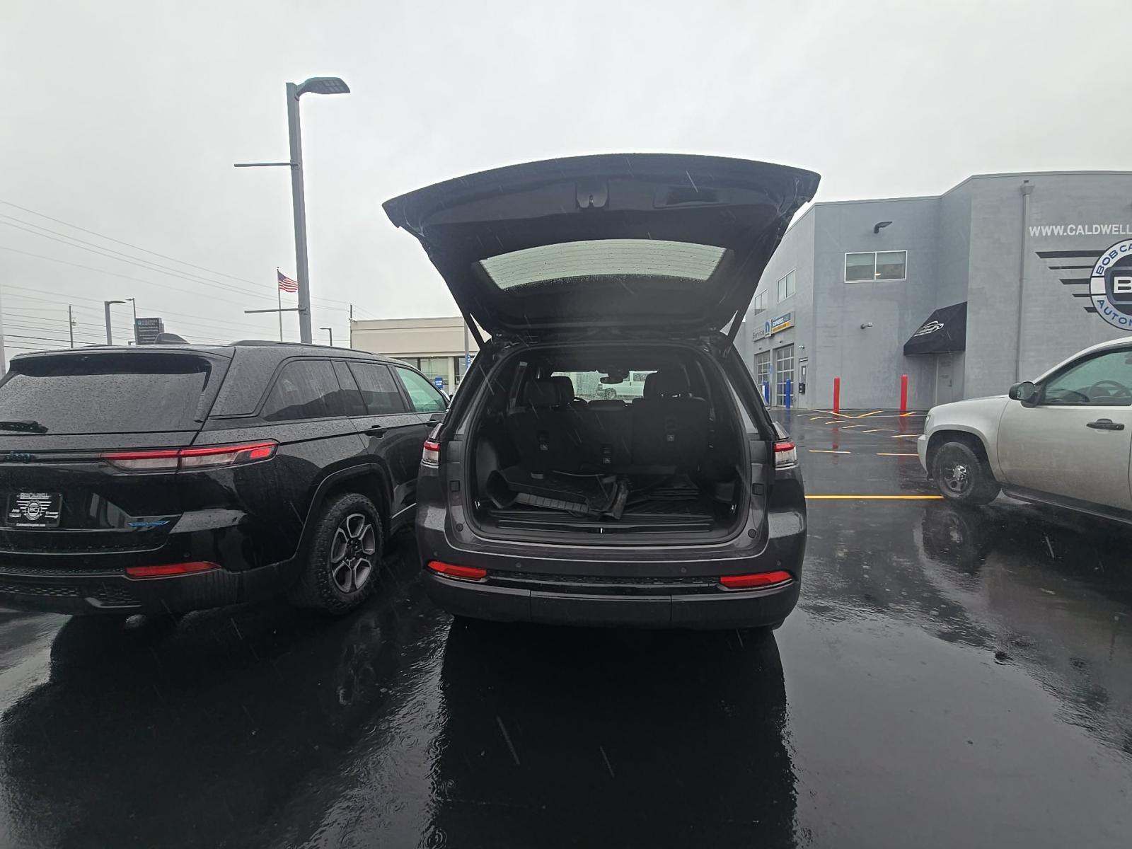 2023 Jeep Grand Cherokee Altitude X AWD